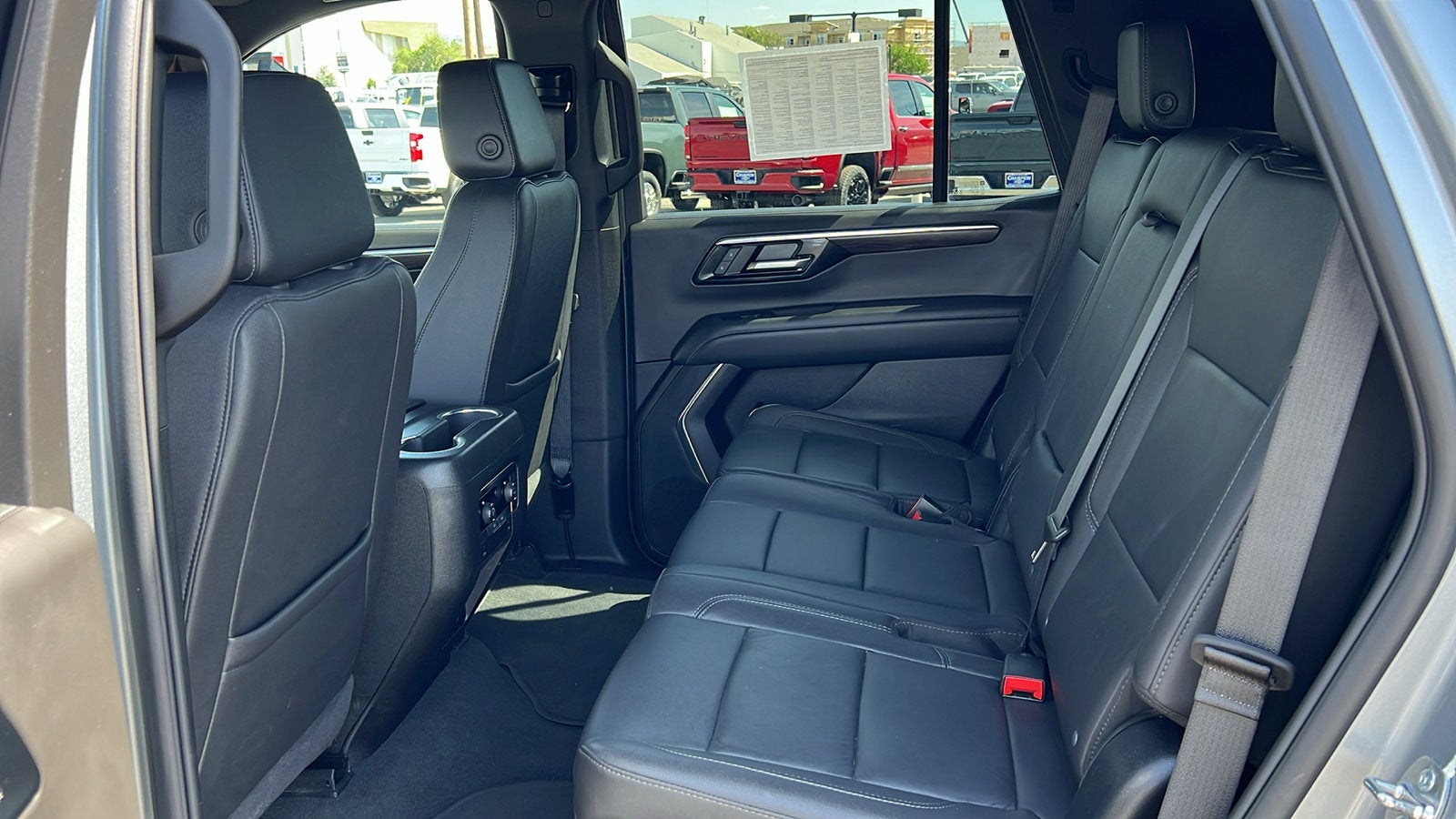 2025 Chevrolet Tahoe Z71 - Photo 15