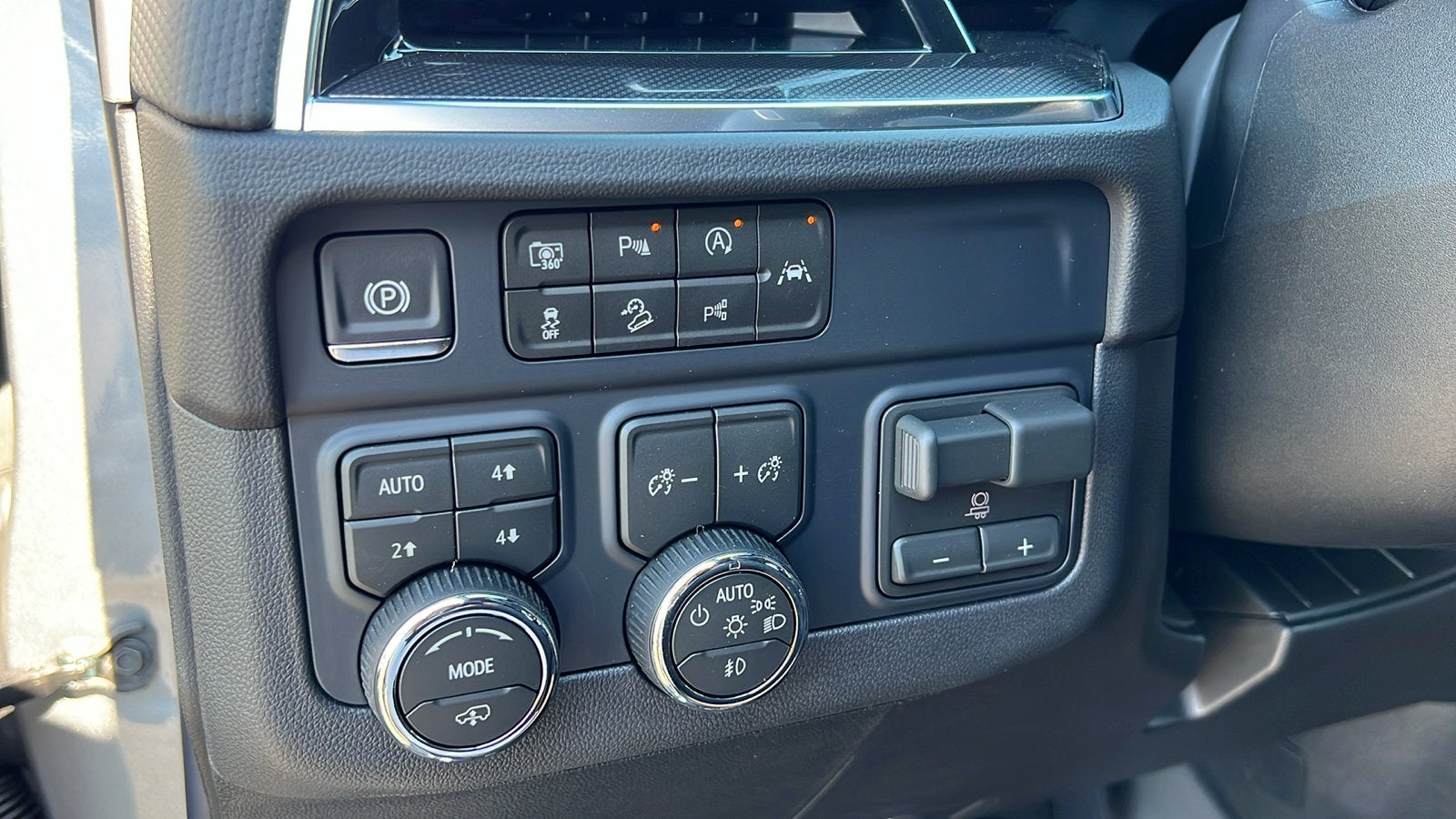 2027 Chevrolet Tahoe RST