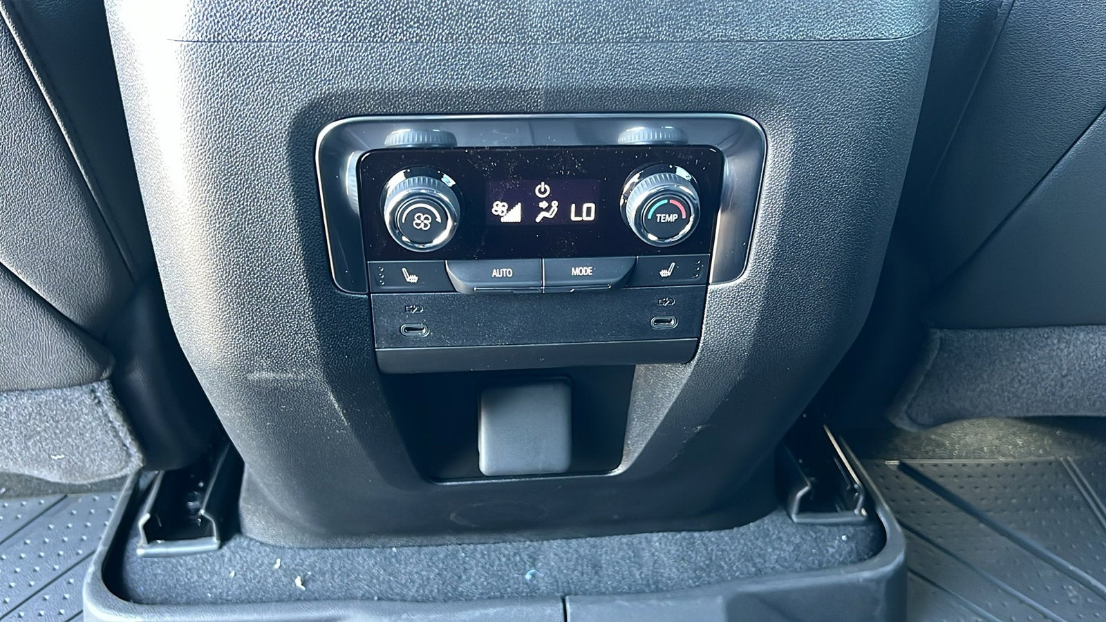 2026 Chevrolet Tahoe RST - Photo 18