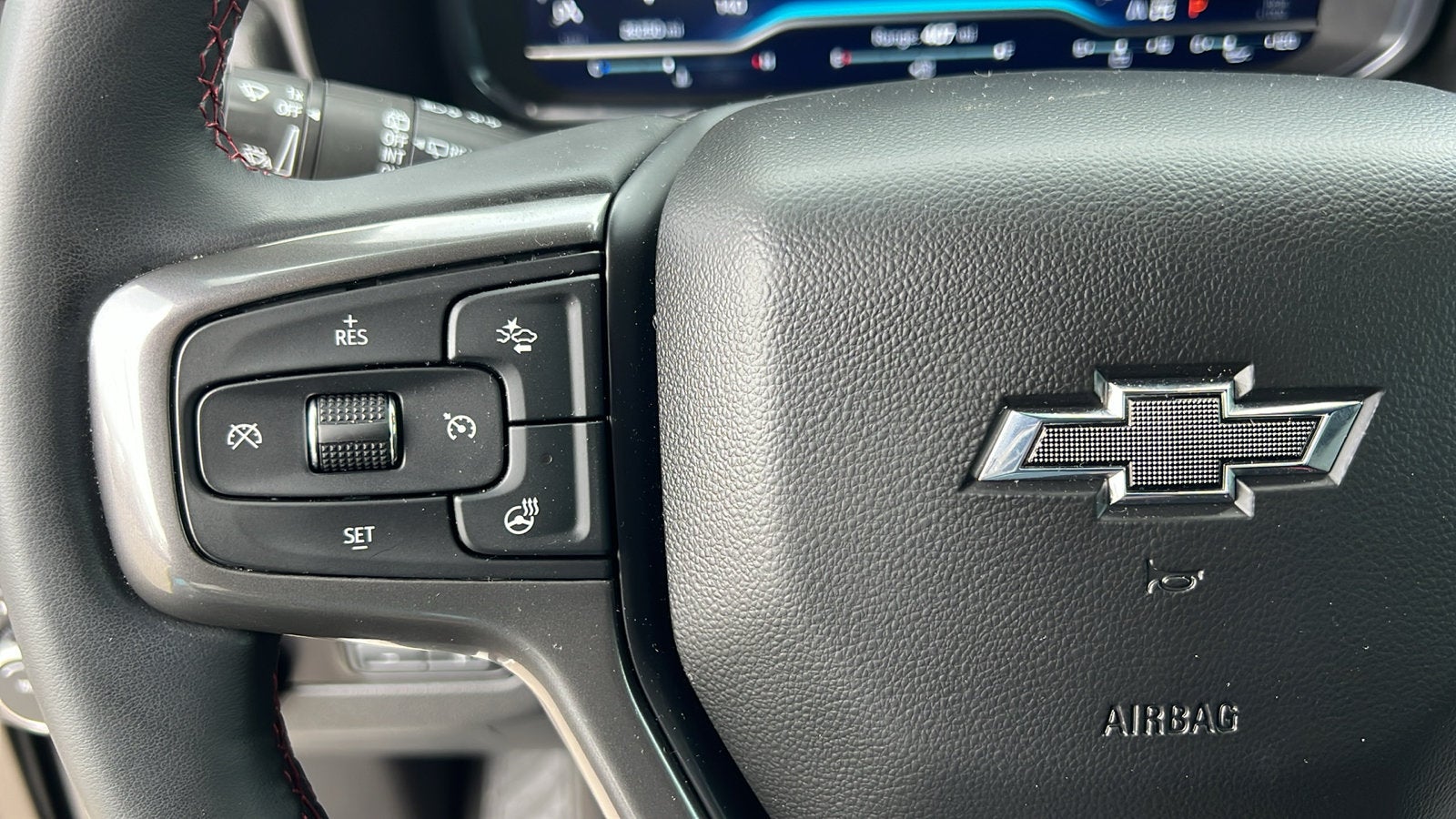 2024 Chevrolet Suburban RST