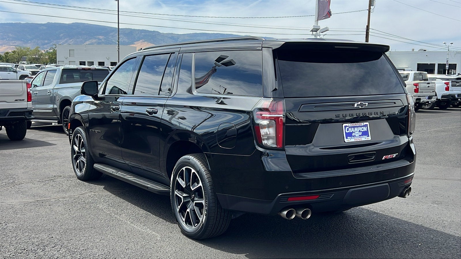 2024 Chevrolet Suburban RST
