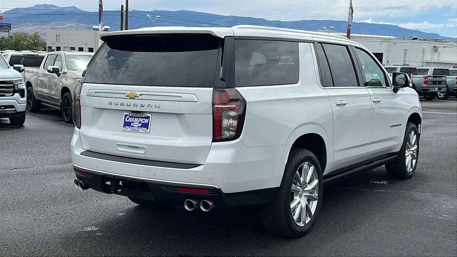 2023 Chevrolet Suburban High Country
