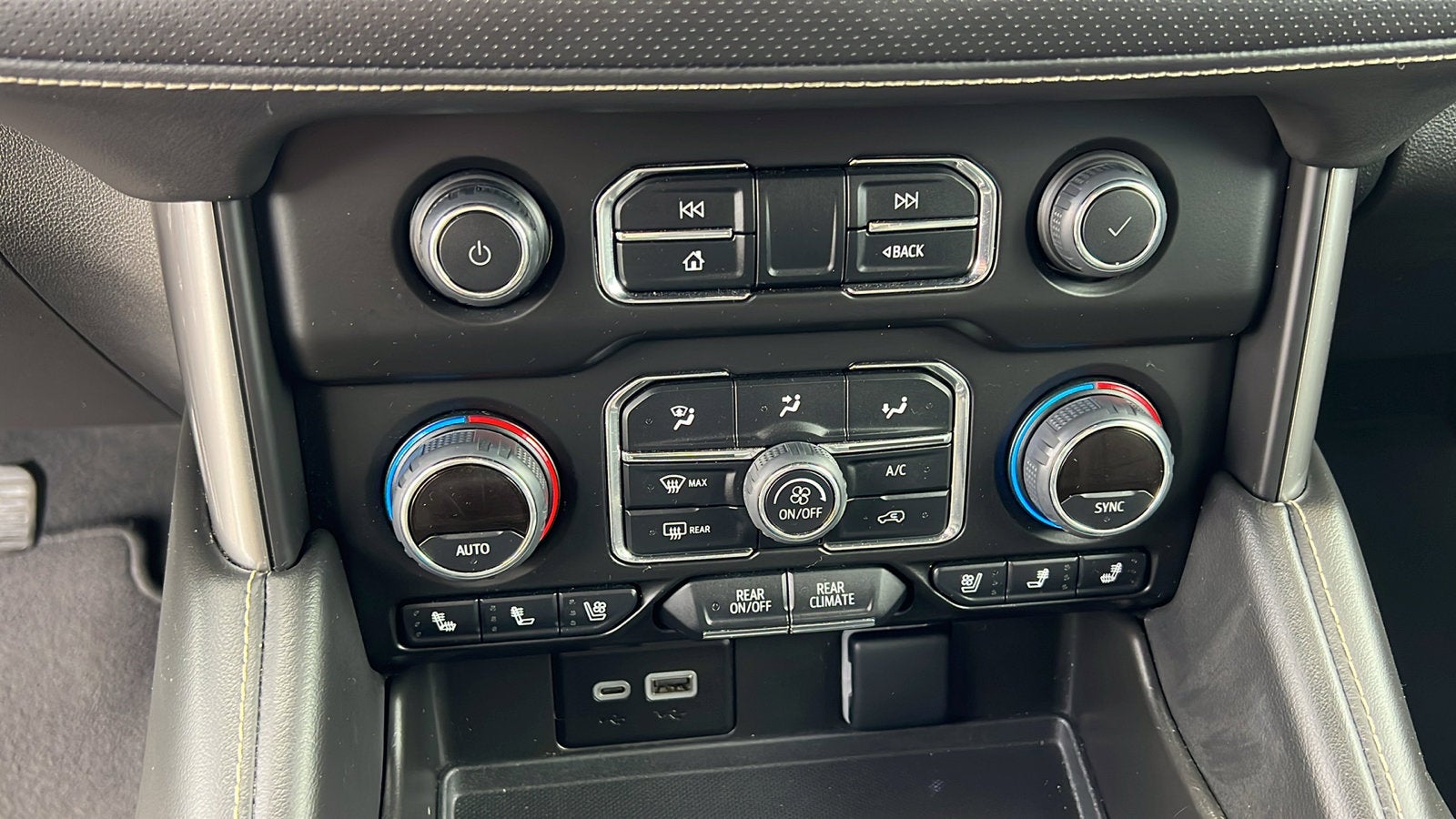 2024 Chevrolet Tahoe Premier