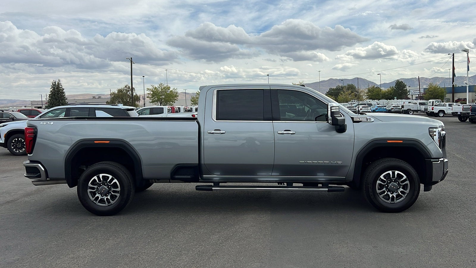 2024 GMC Sierra 2500 HD SLT