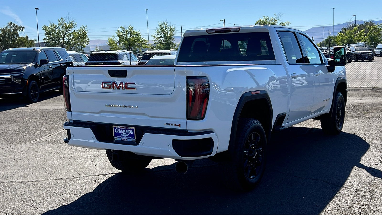 2025 GMC Sierra 2500 HD AT4