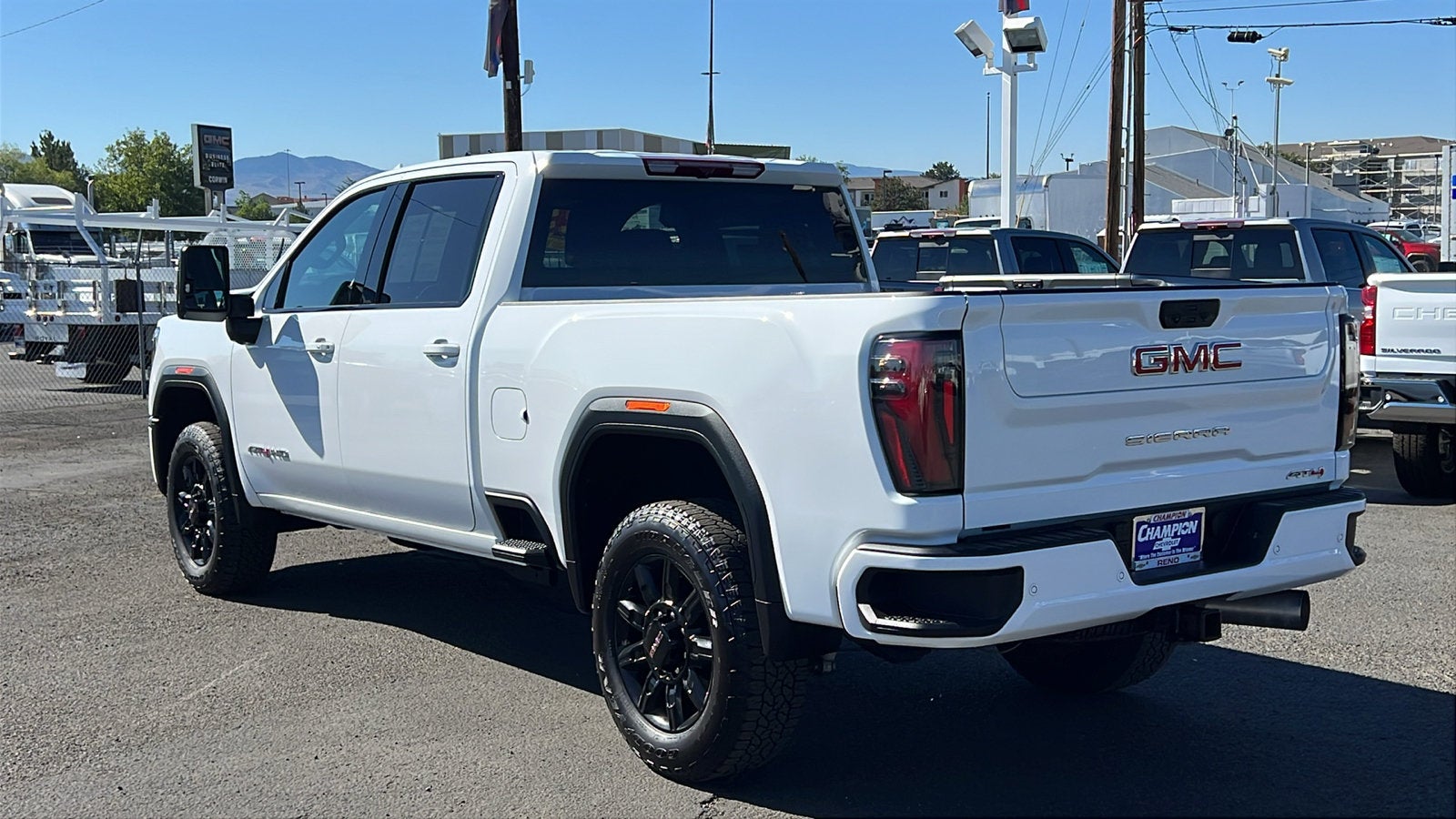 2025 GMC Sierra 2500 HD AT4