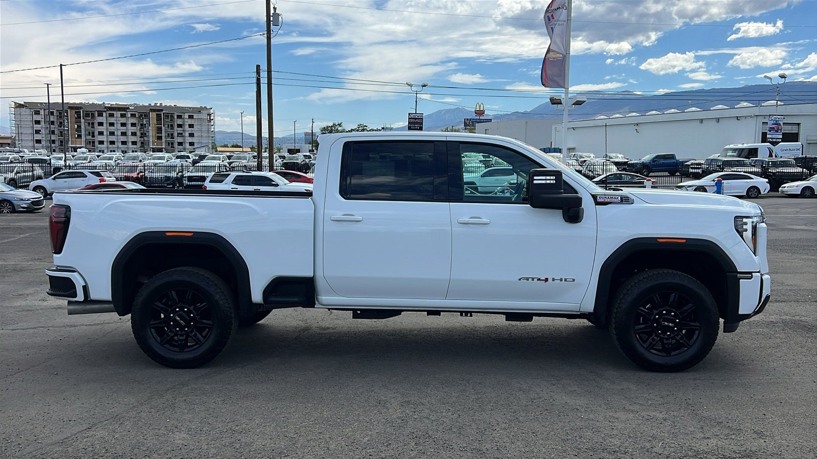 2025 GMC Sierra 2500 HD AT4