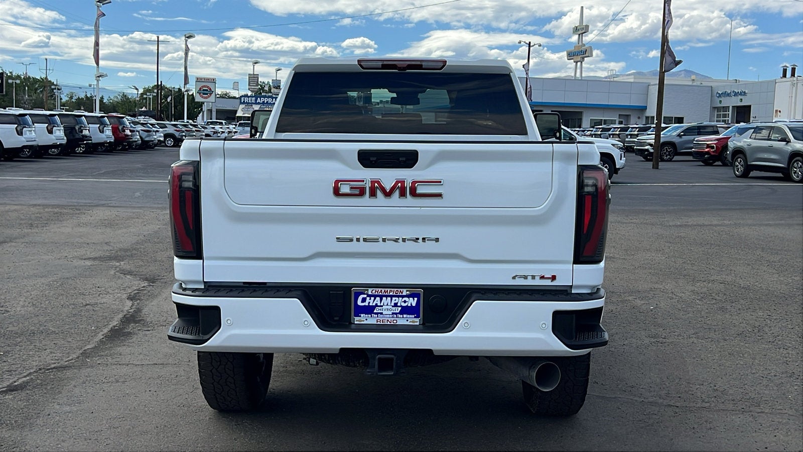 2025 GMC Sierra 2500 HD AT4