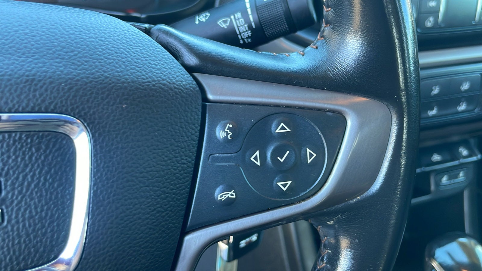 2022 GMC Canyon AT4 - Cloth