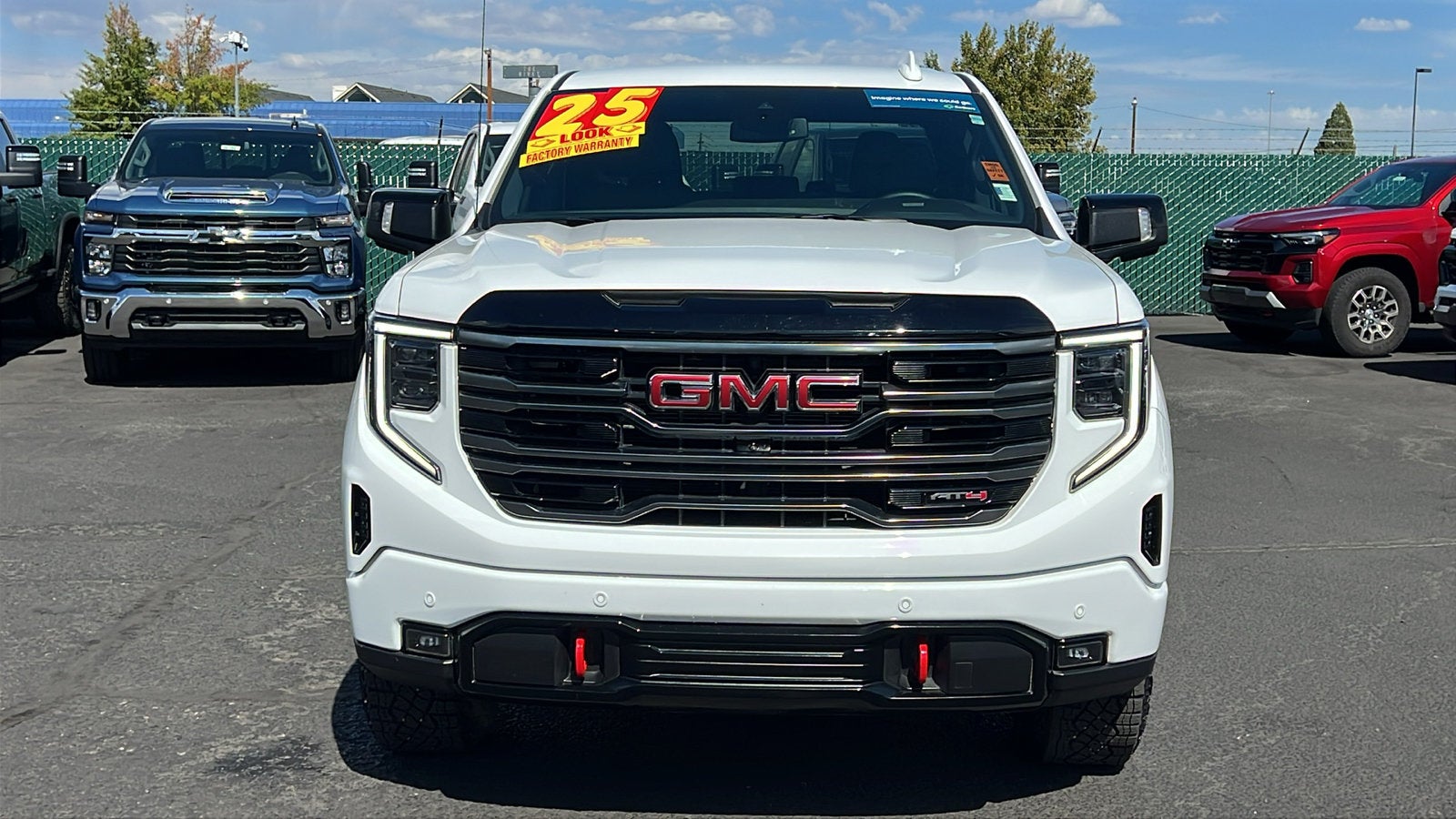2025 GMC Sierra 1500 AT4