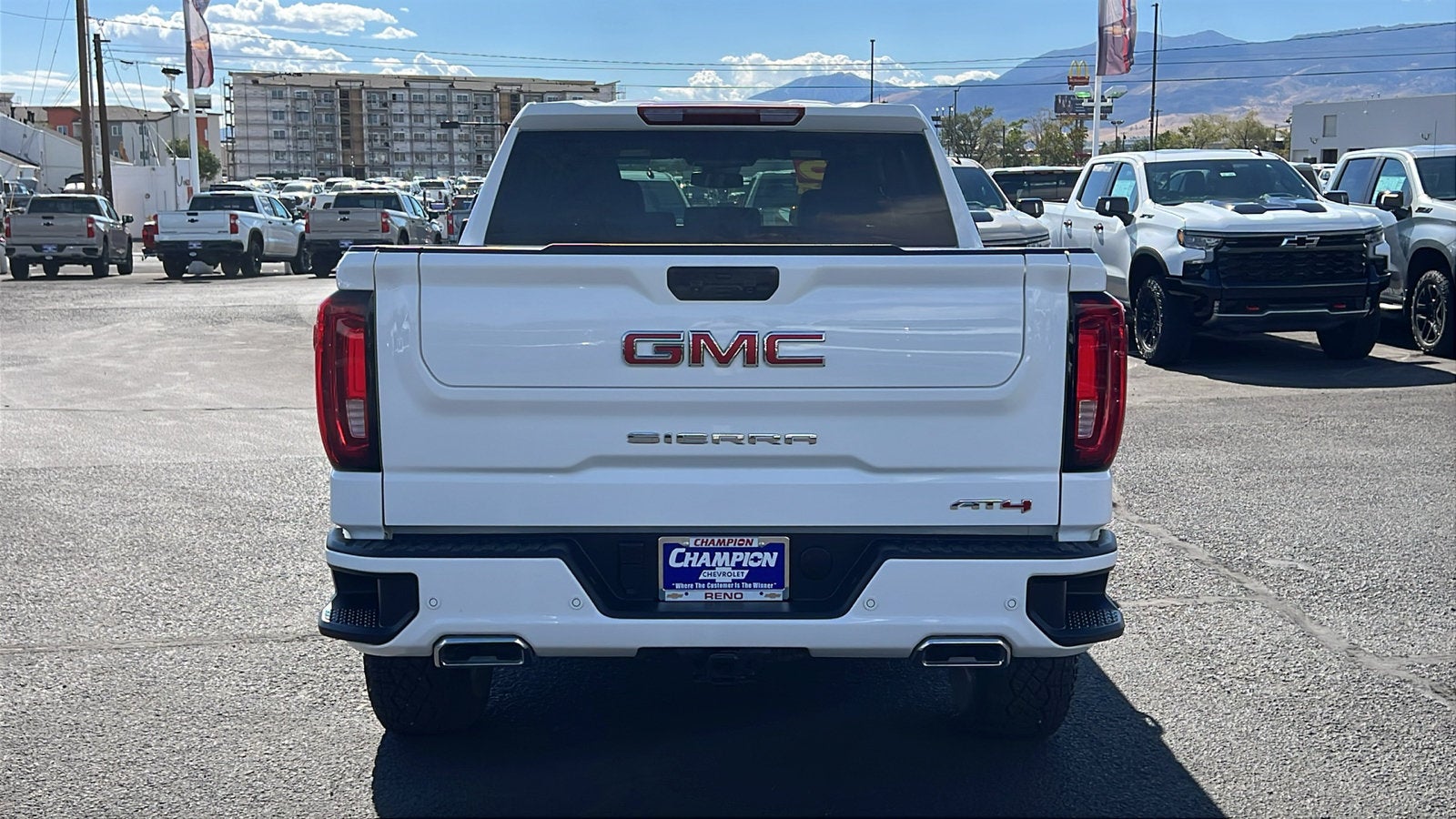 2025 GMC Sierra 1500 AT4