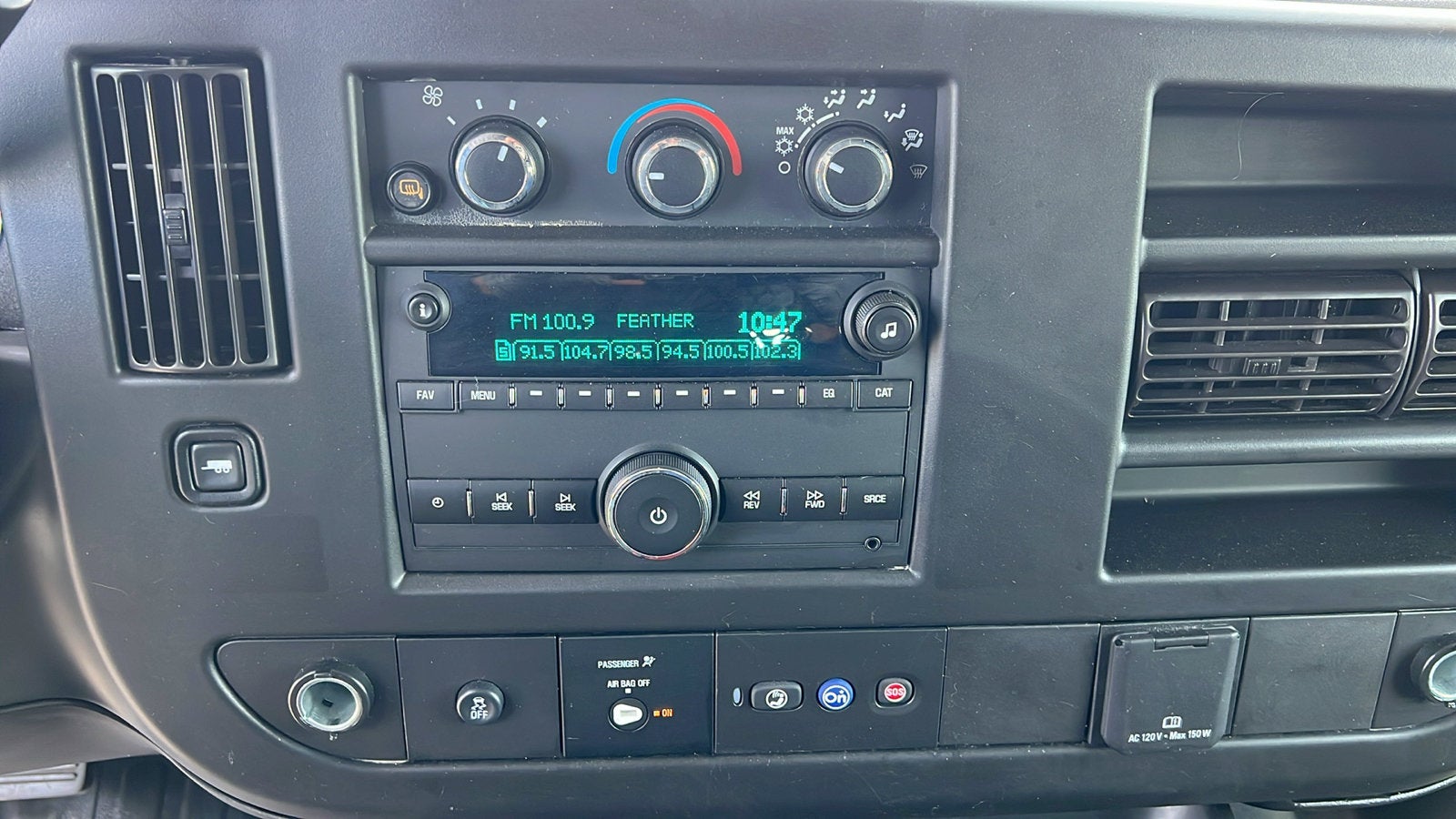 2024 GMC Savana Cargo 2500 Work Van