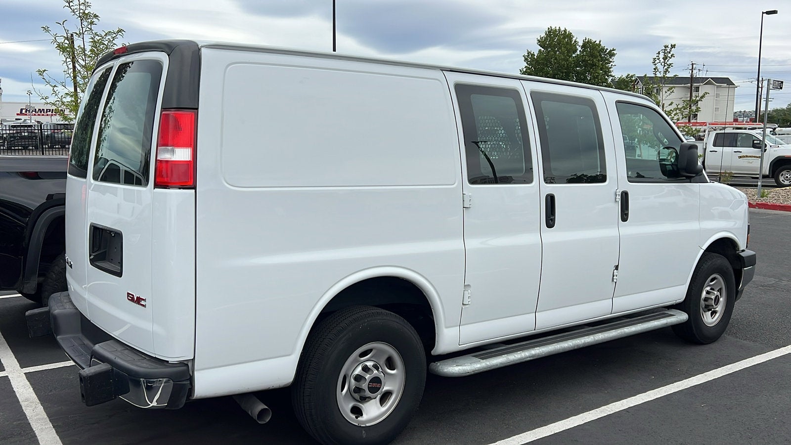 2024 GMC Savana Cargo 2500 Work Van