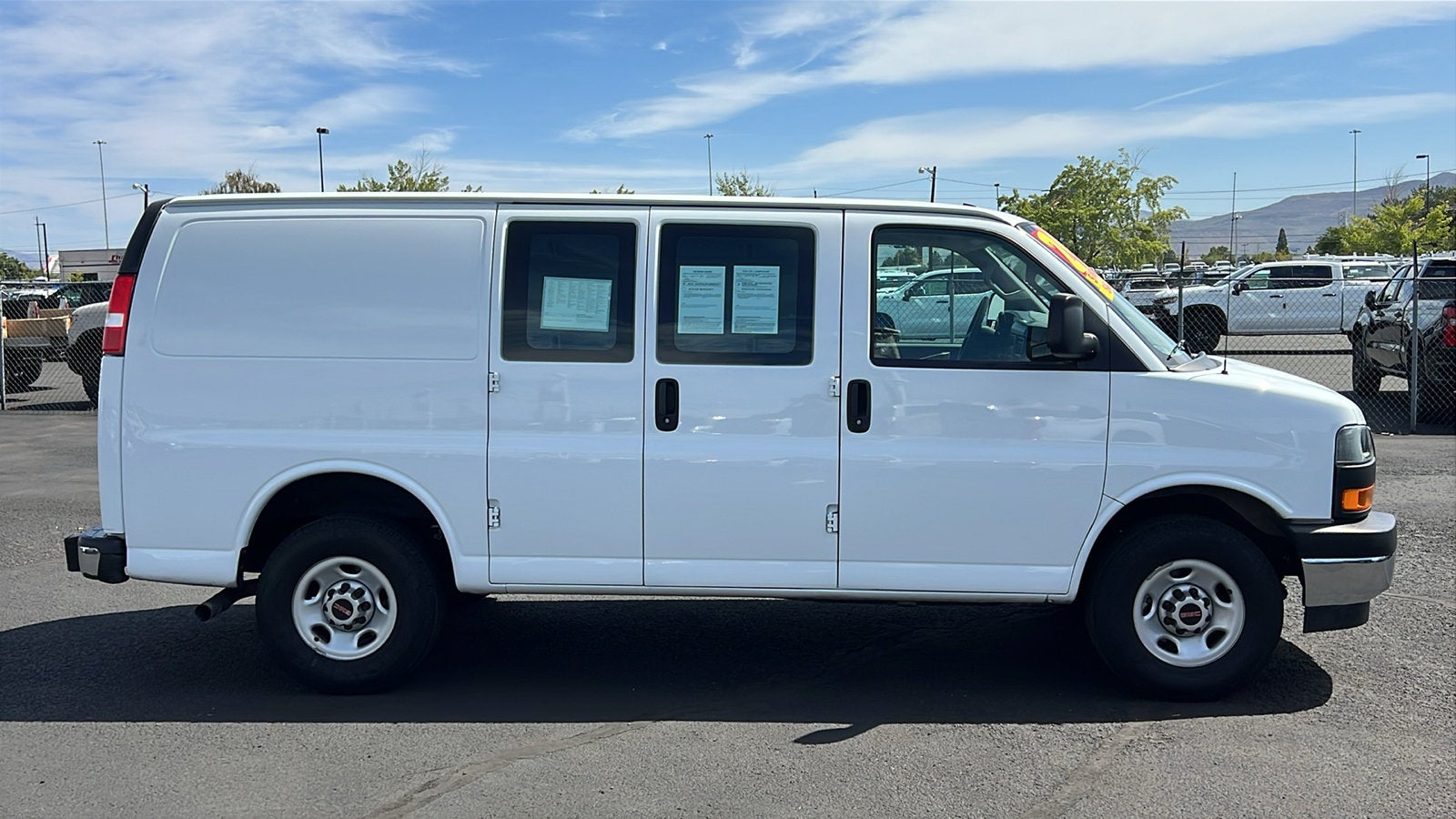 2024 GMC Savana Cargo 2500 Work Van