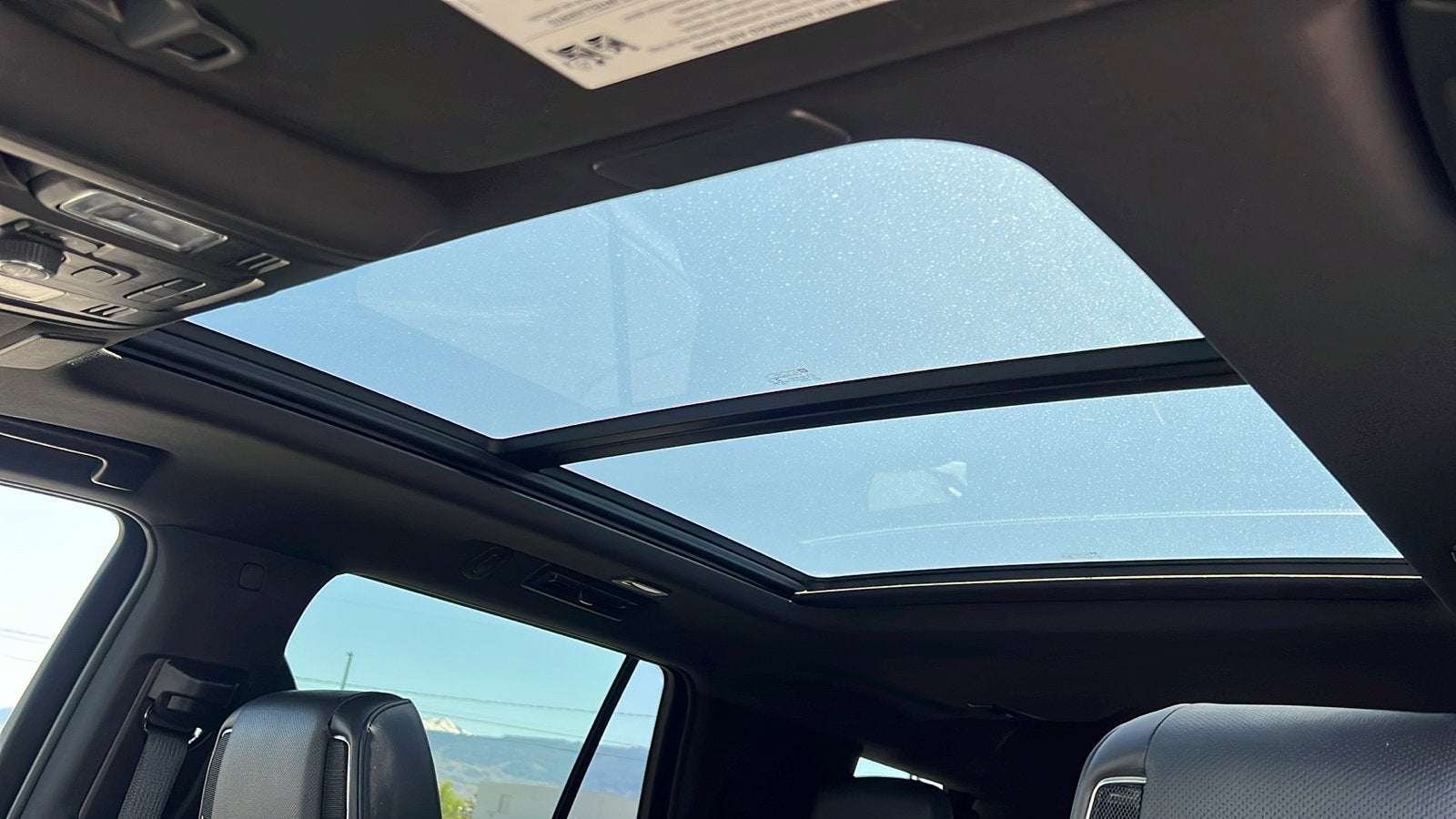 2023 Cadillac Escalade Premium Luxury - Photo 32