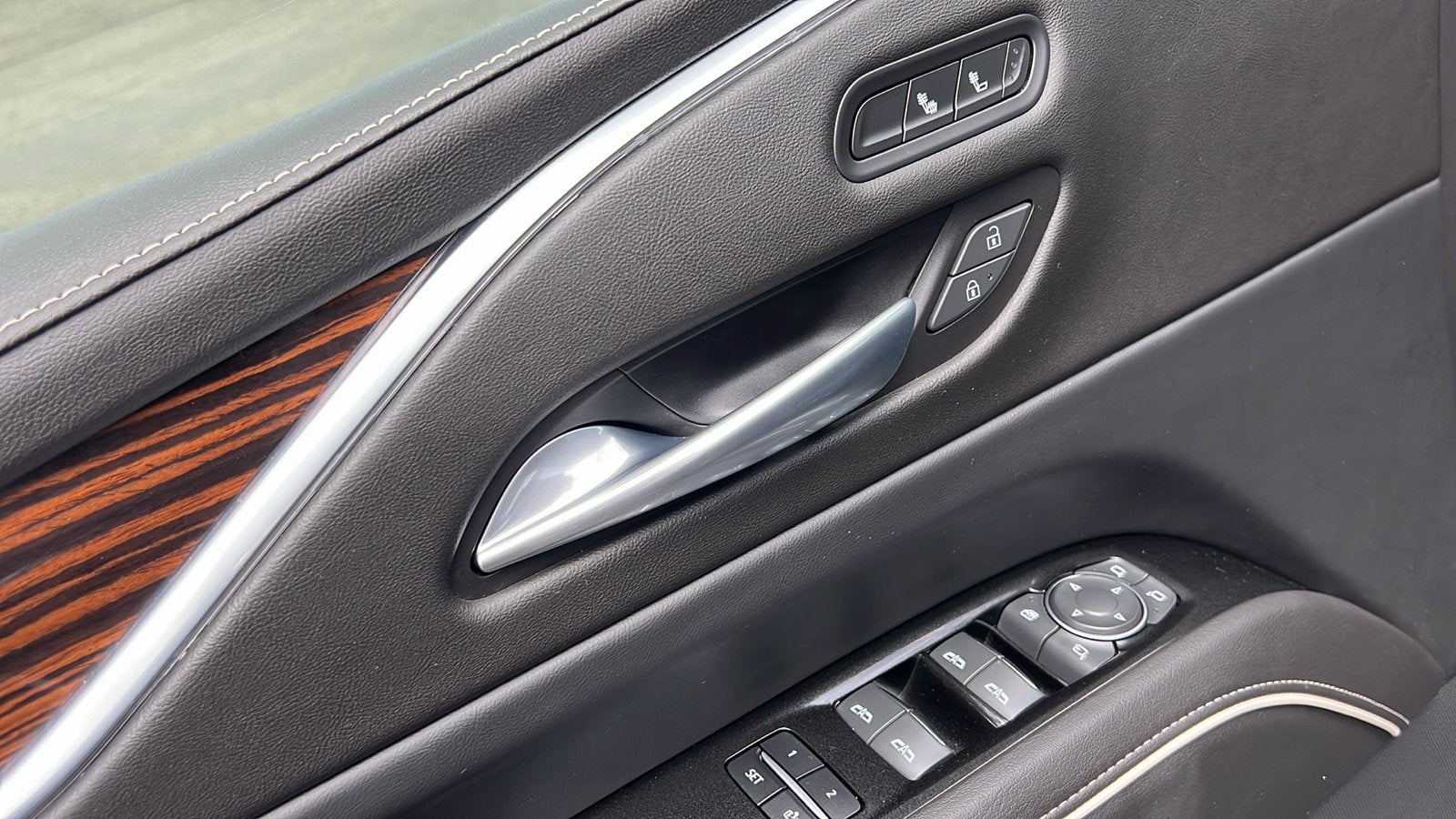 2022 Cadillac Escalade ESV Luxury - Photo 19