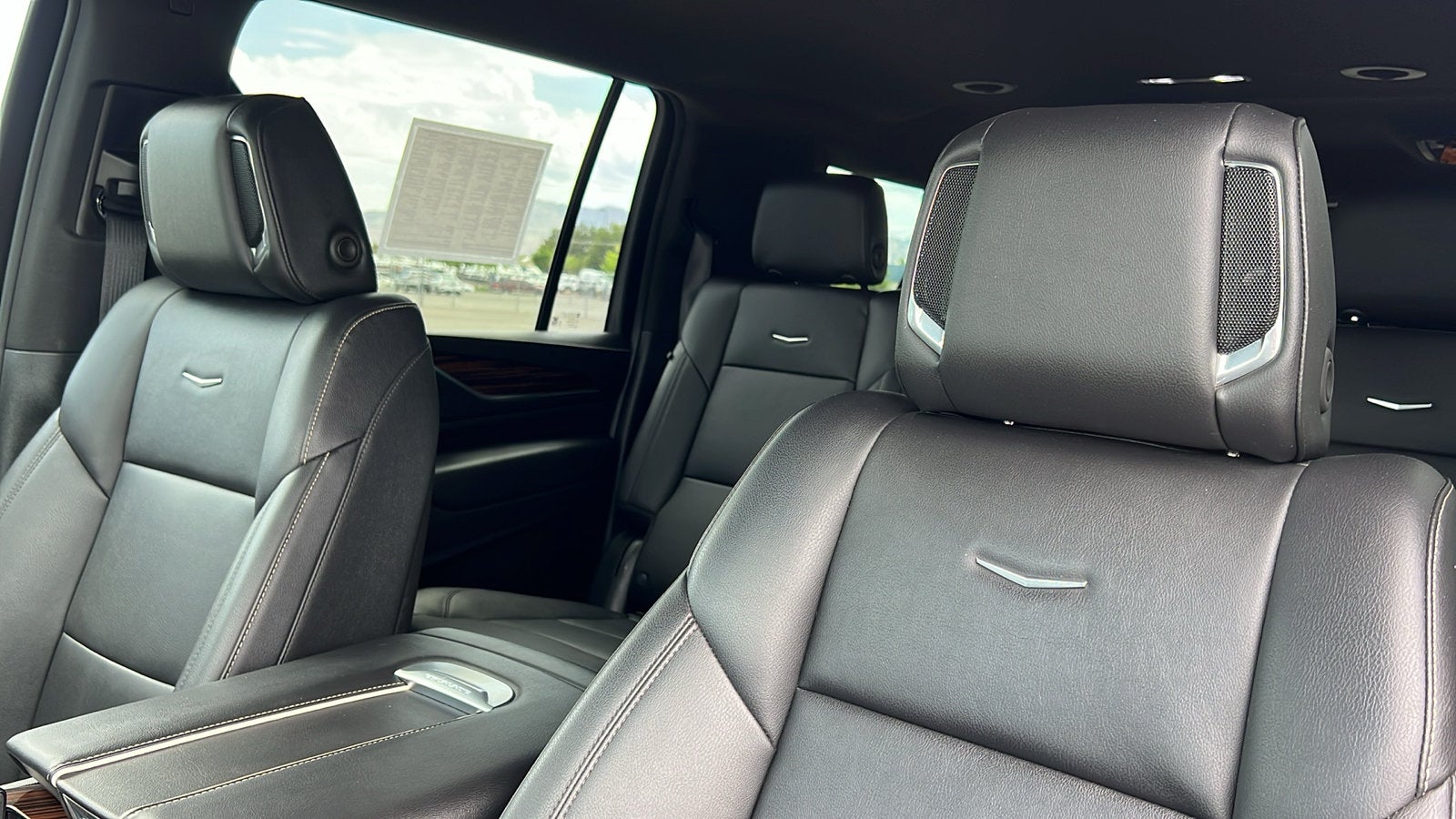 2022 Cadillac Escalade ESV Luxury - Photo 22