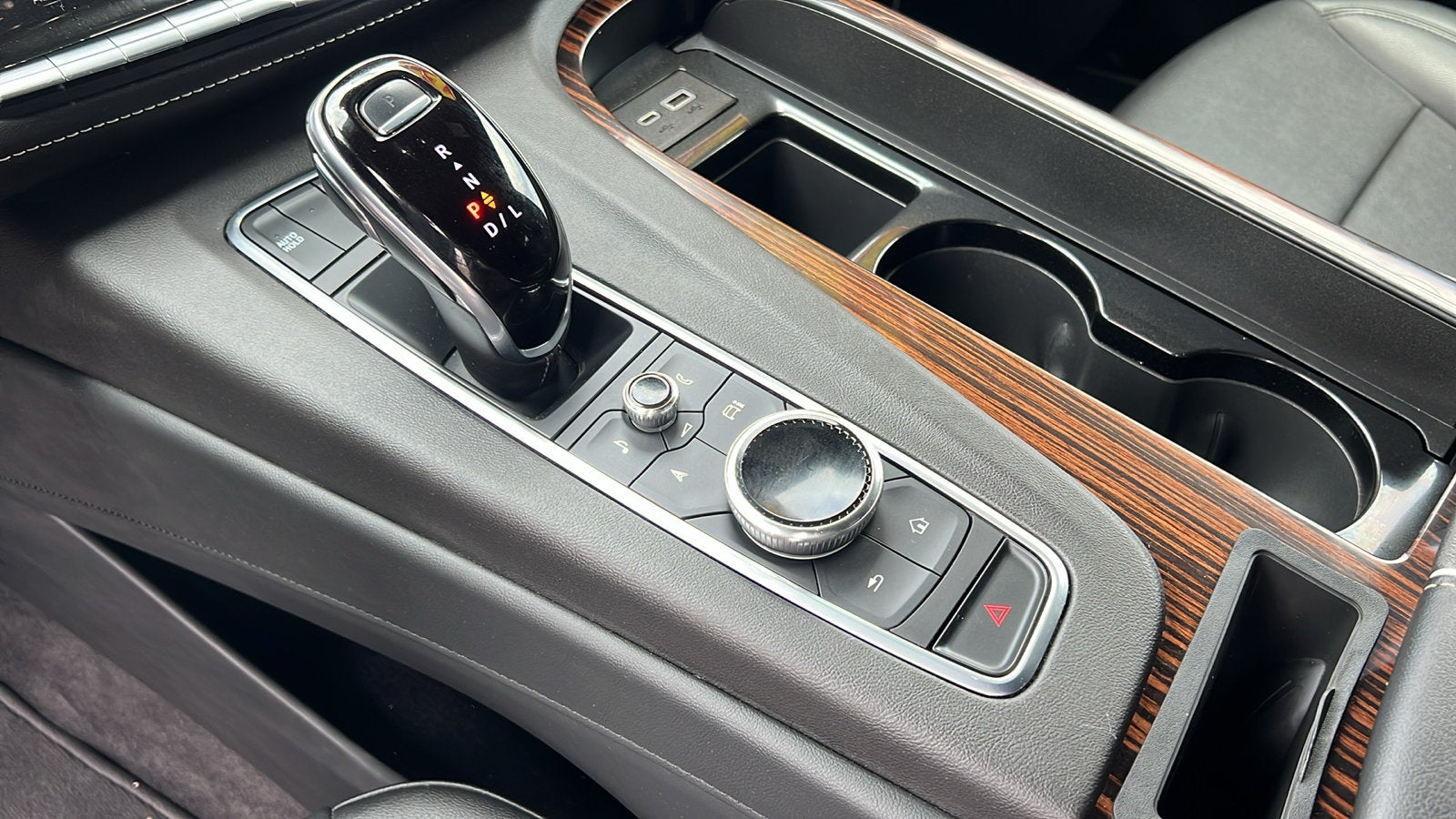 2022 Cadillac Escalade ESV Luxury - Photo 24