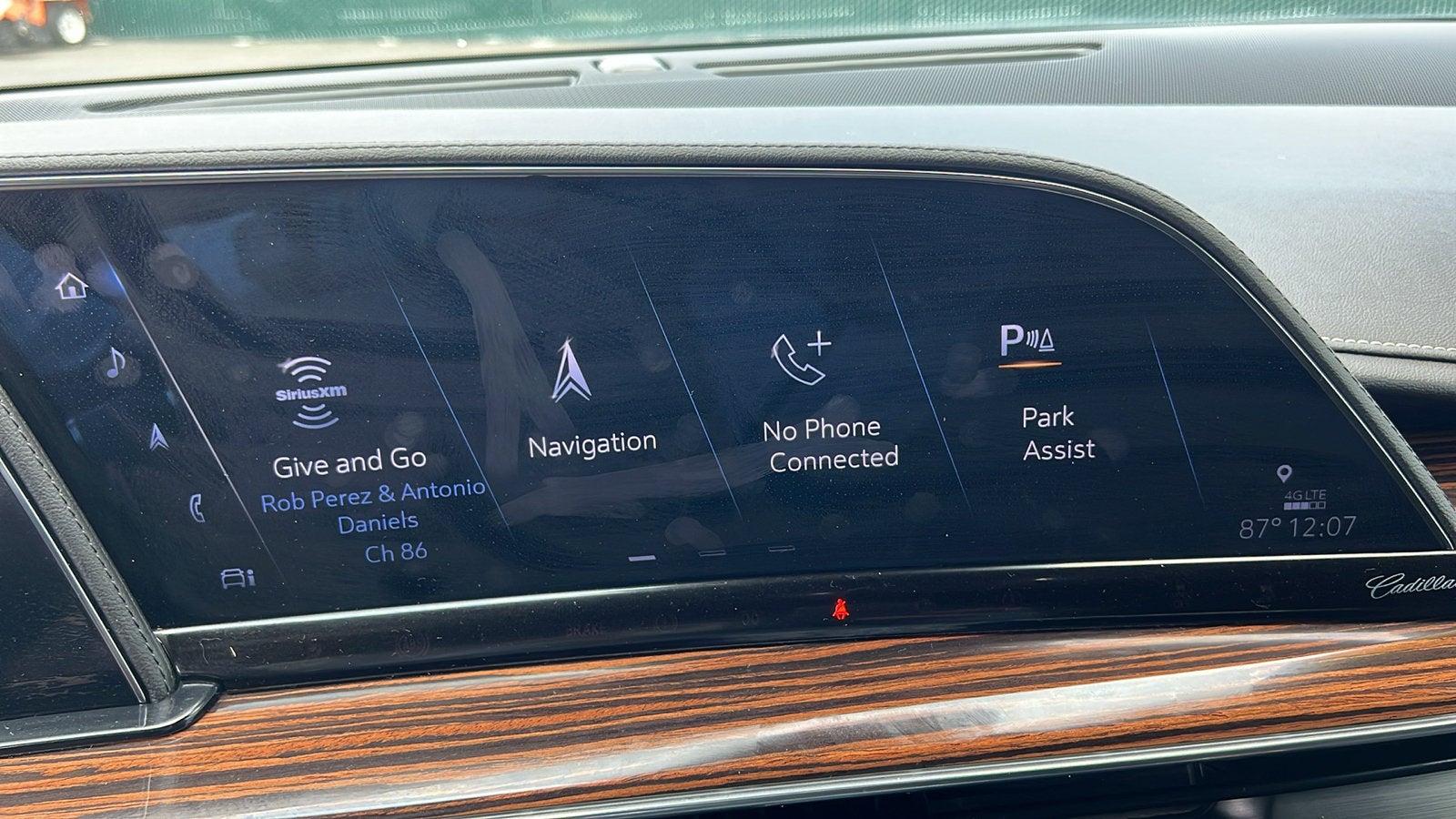 2022 Cadillac Escalade ESV Luxury - Photo 26