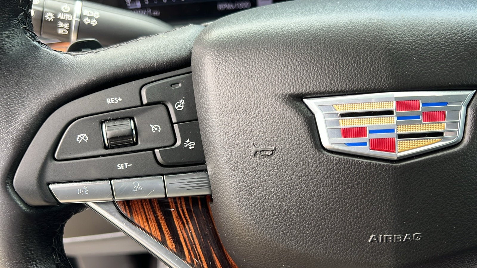 2022 Cadillac Escalade ESV Luxury - Photo 28