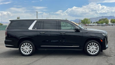 2022 Cadillac Escalade ESV Luxury