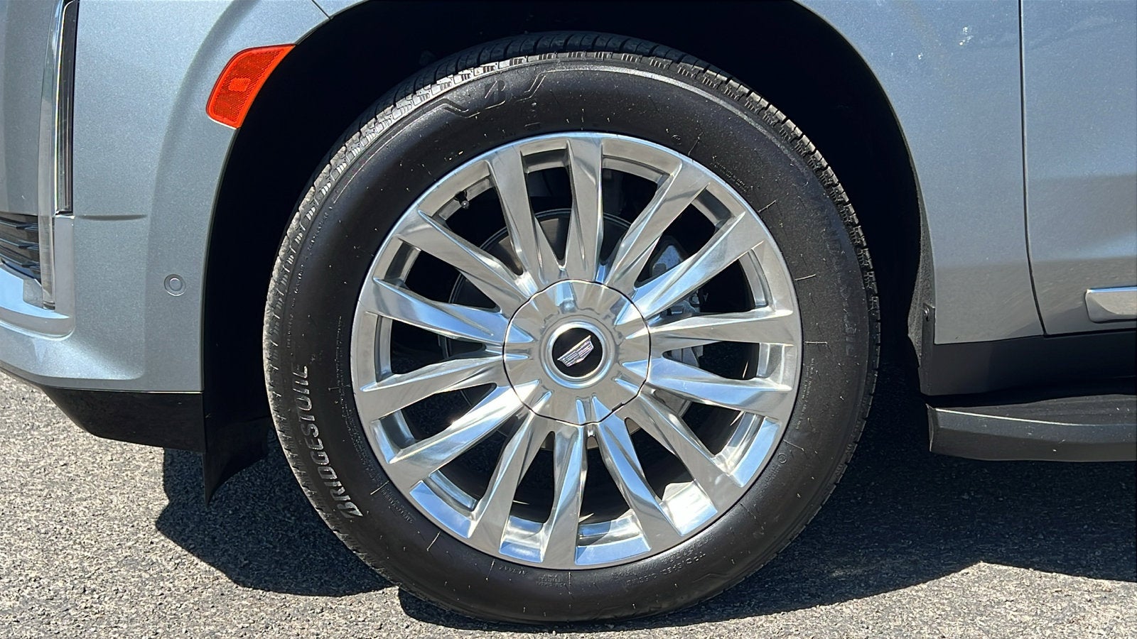 2024 Cadillac Escalade ESV Premium Luxury