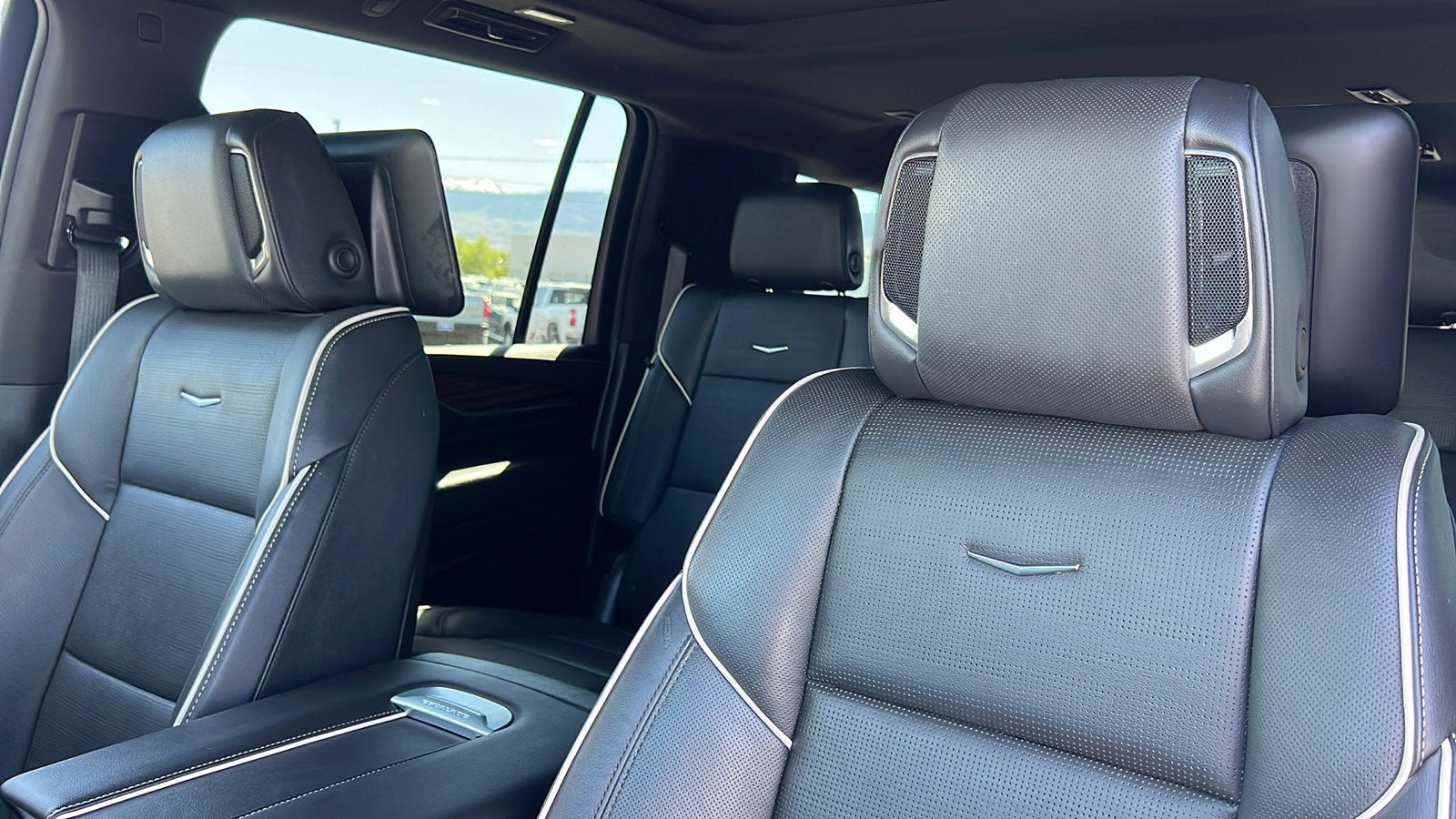 2024 Cadillac Escalade ESV Premium Luxury