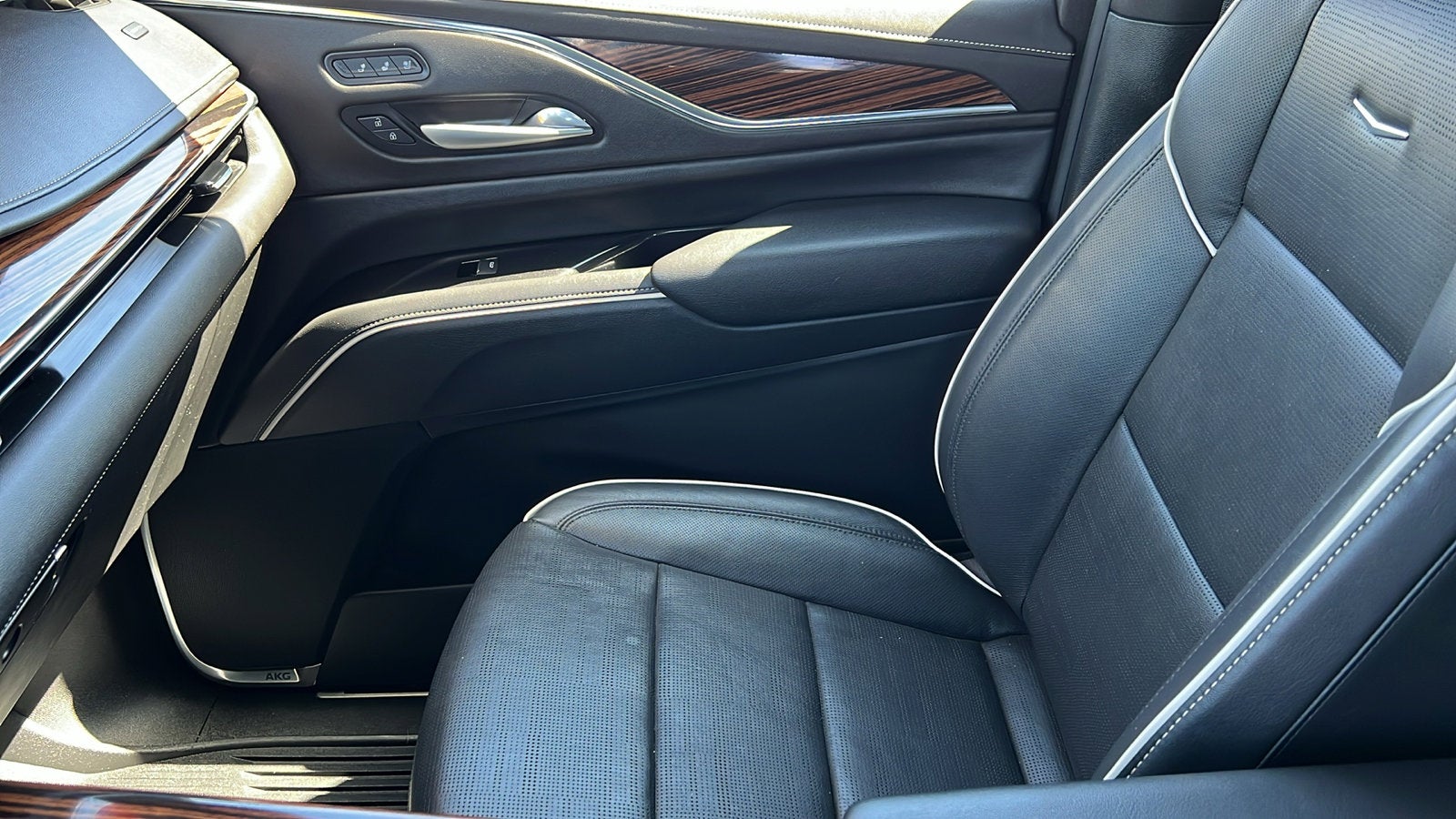 2024 Cadillac Escalade ESV Premium Luxury