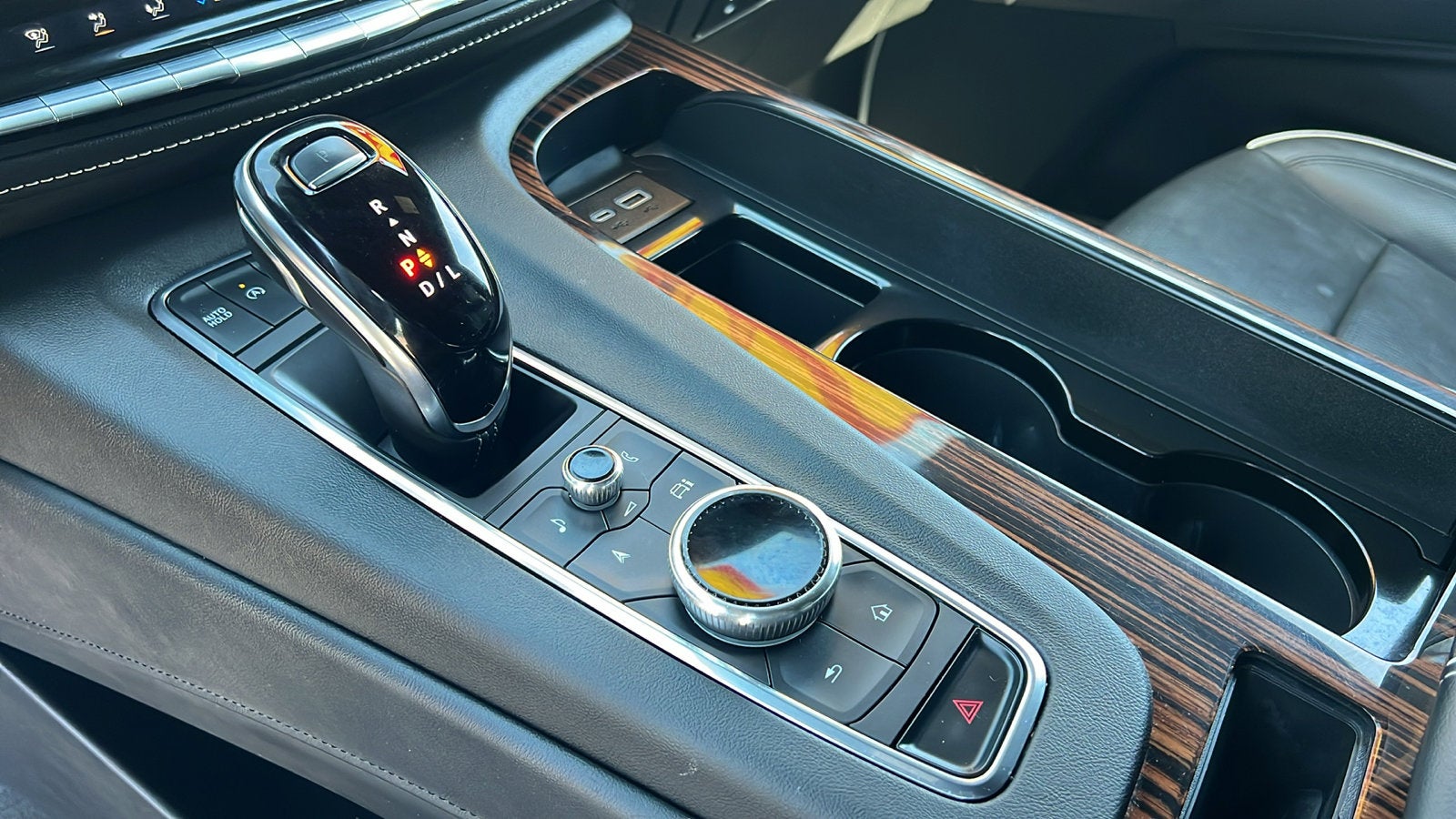 2024 Cadillac Escalade ESV Premium Luxury