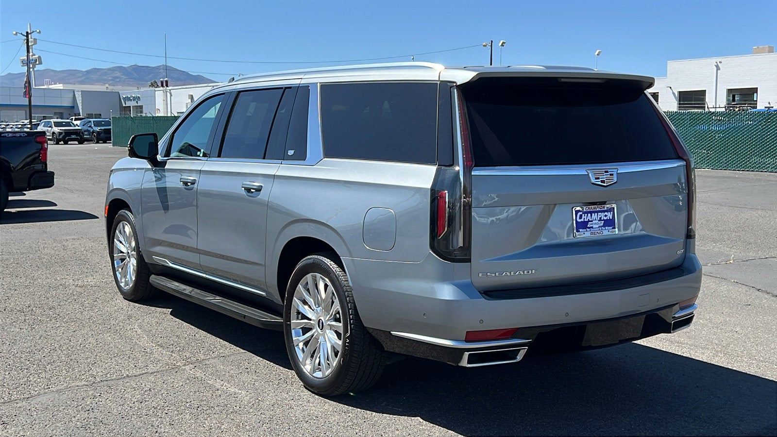 2024 Cadillac Escalade ESV Premium Luxury