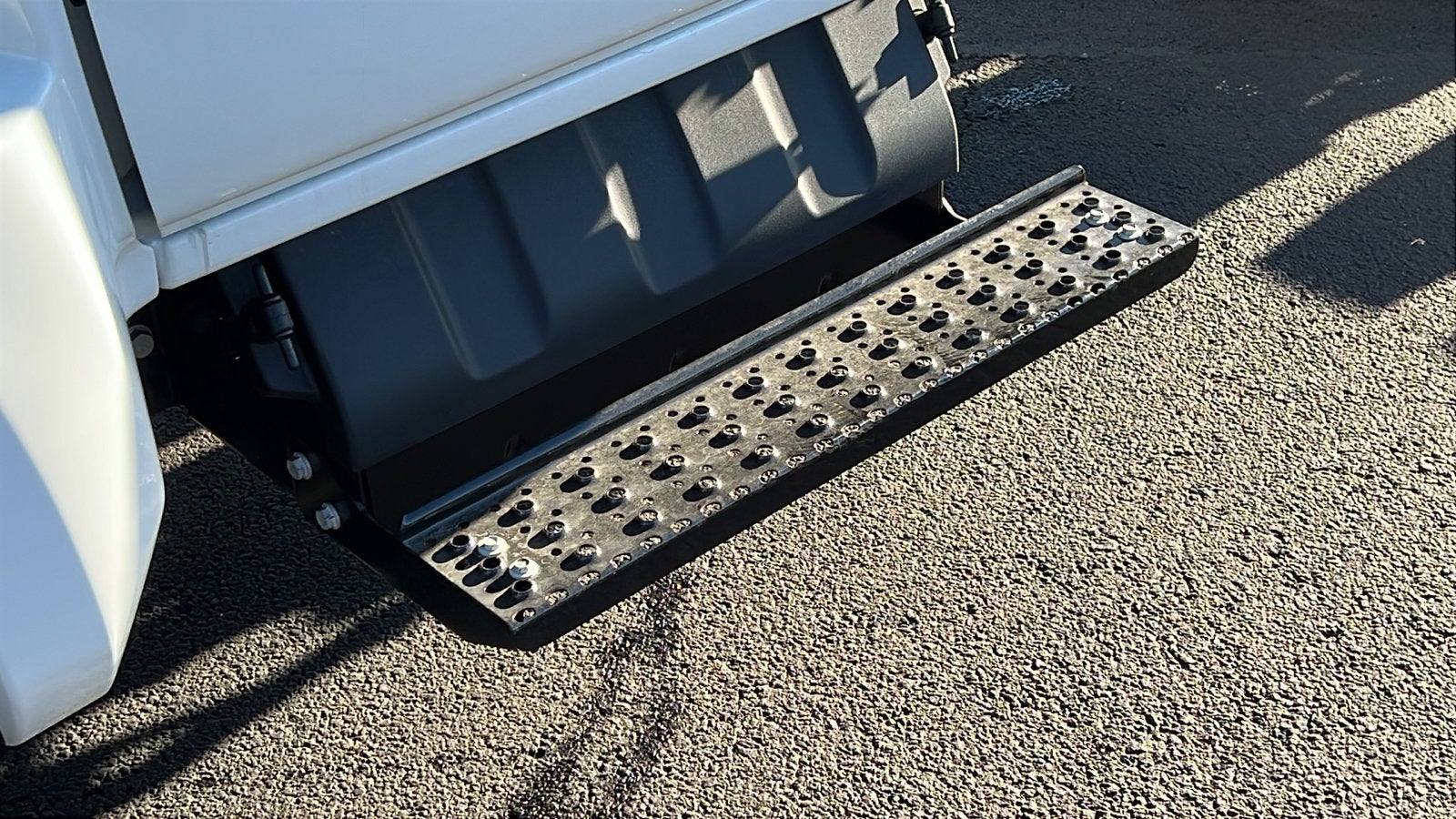 2025 Chevrolet Silverado 5500 HD Work Truck