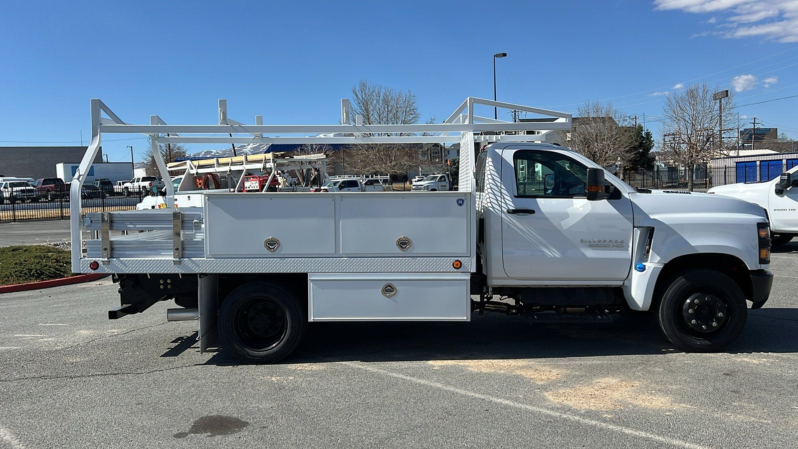 2024 Chevrolet Silverado 5500 HD Work Truck