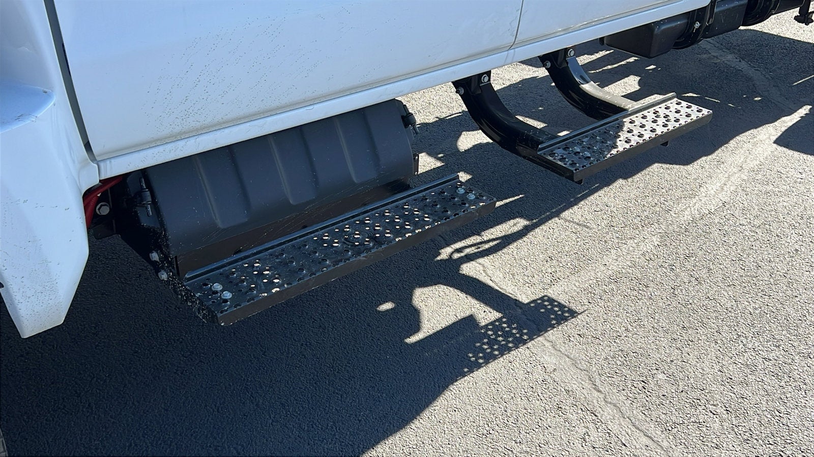 2025 Chevrolet Silverado 5500 HD Work Truck