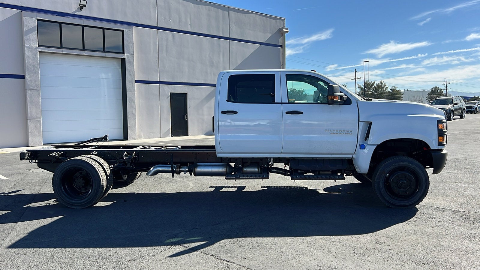 2025 Chevrolet Silverado 5500 HD Work Truck