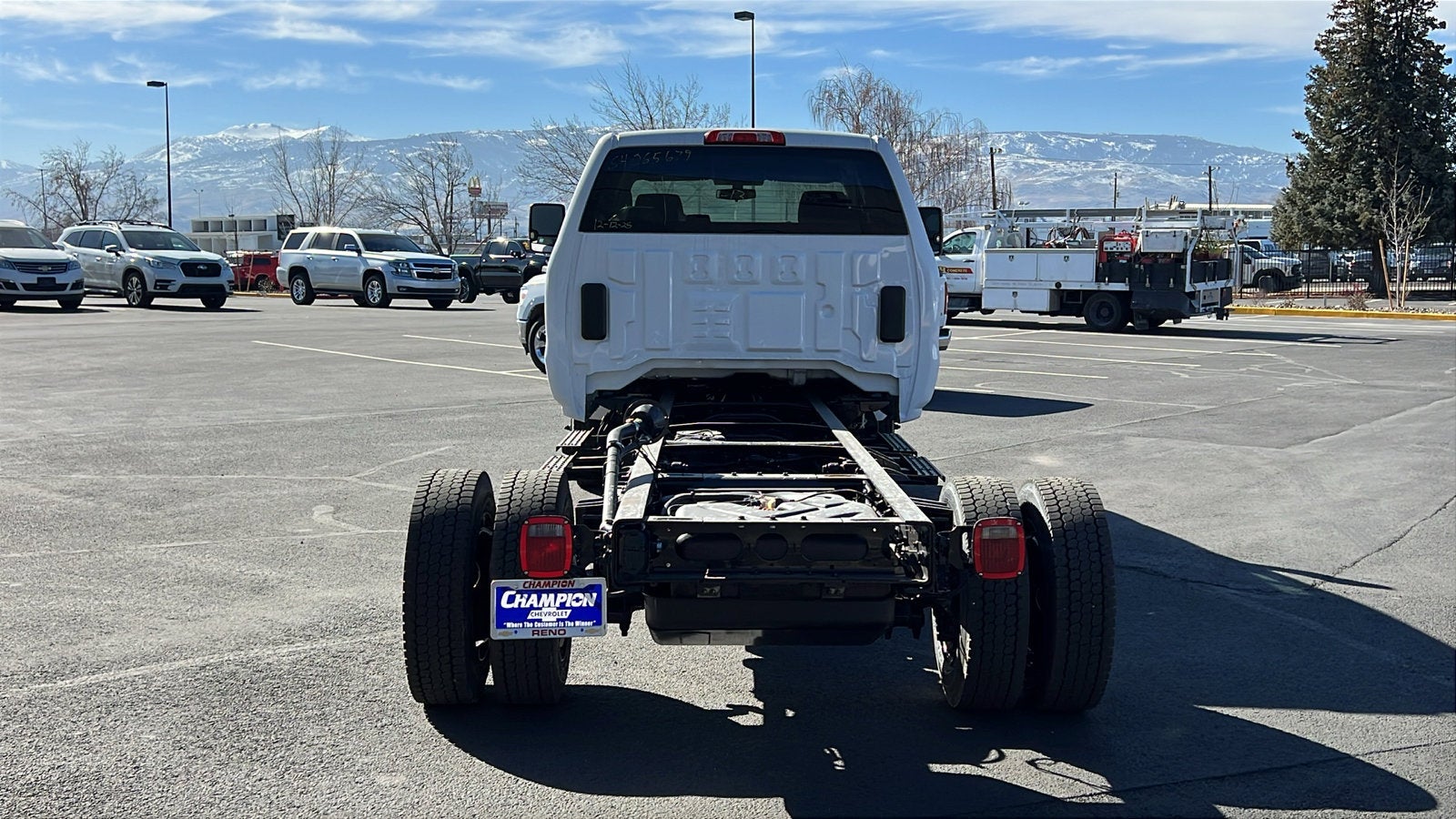 2025 Chevrolet Silverado 5500 HD Work Truck