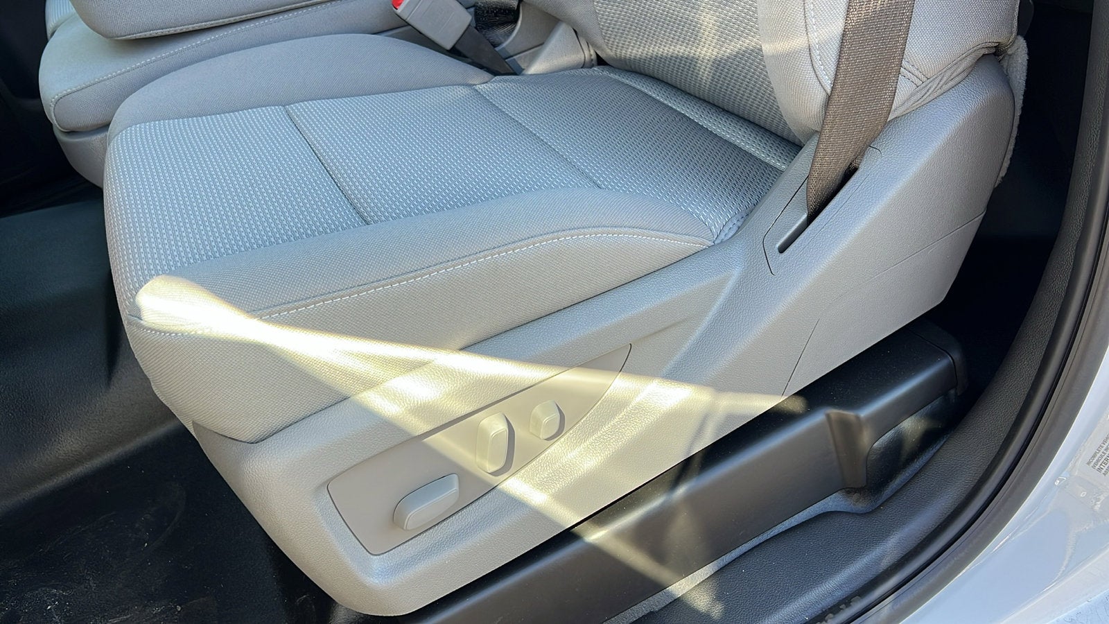 2025 Chevrolet Silverado 5500 HD Work Truck