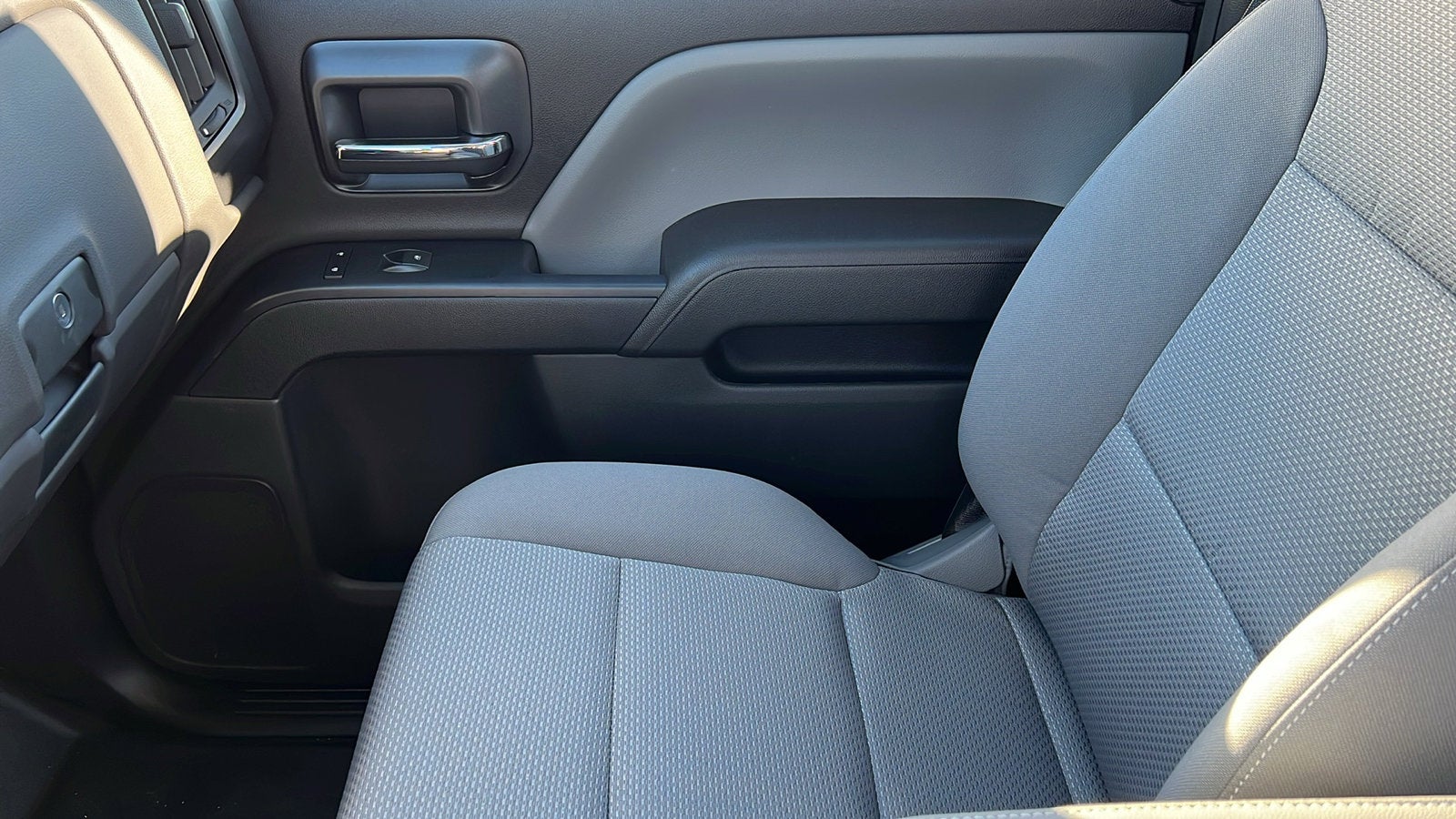 2025 Chevrolet Silverado 5500 HD Work Truck