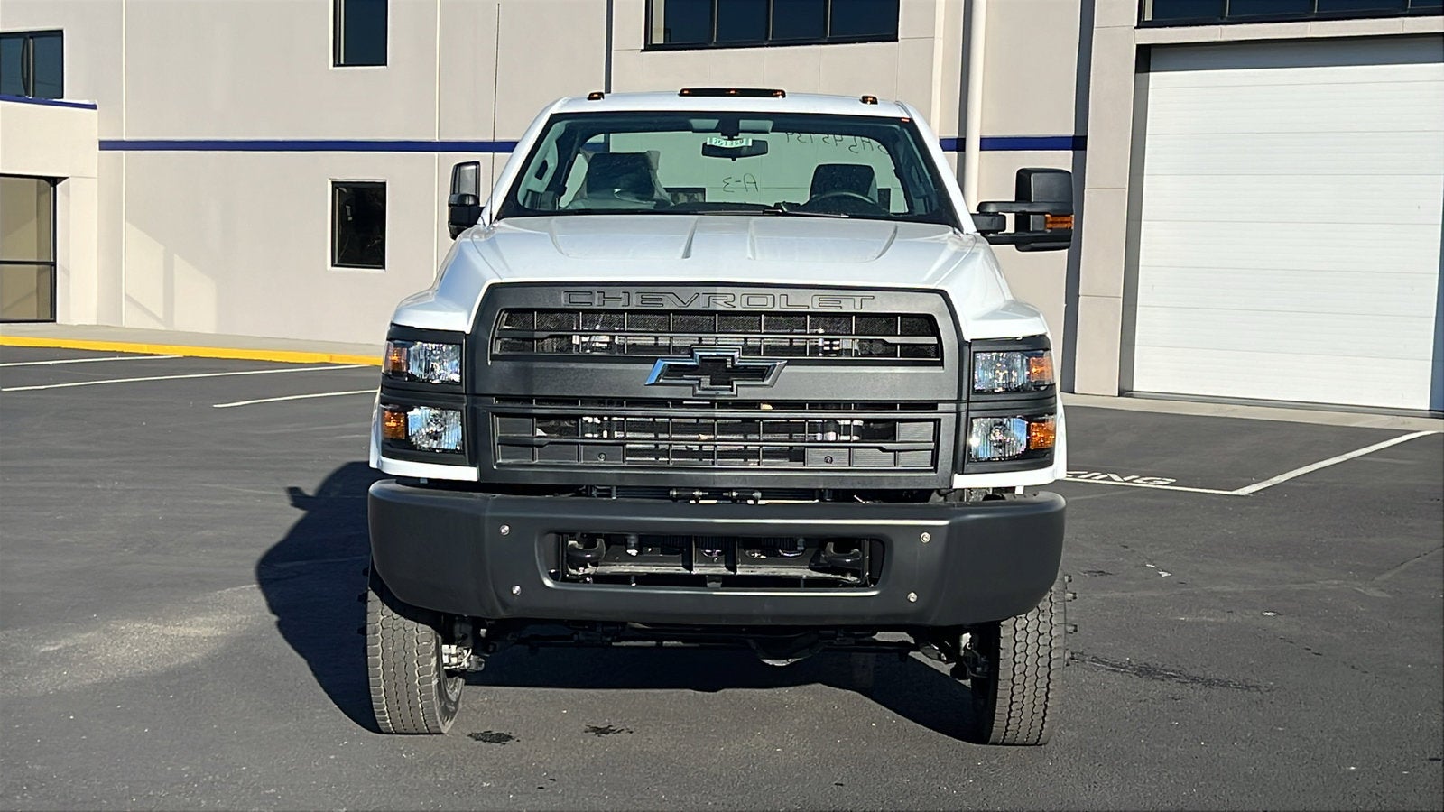 2025 Chevrolet Silverado 5500 HD Work Truck