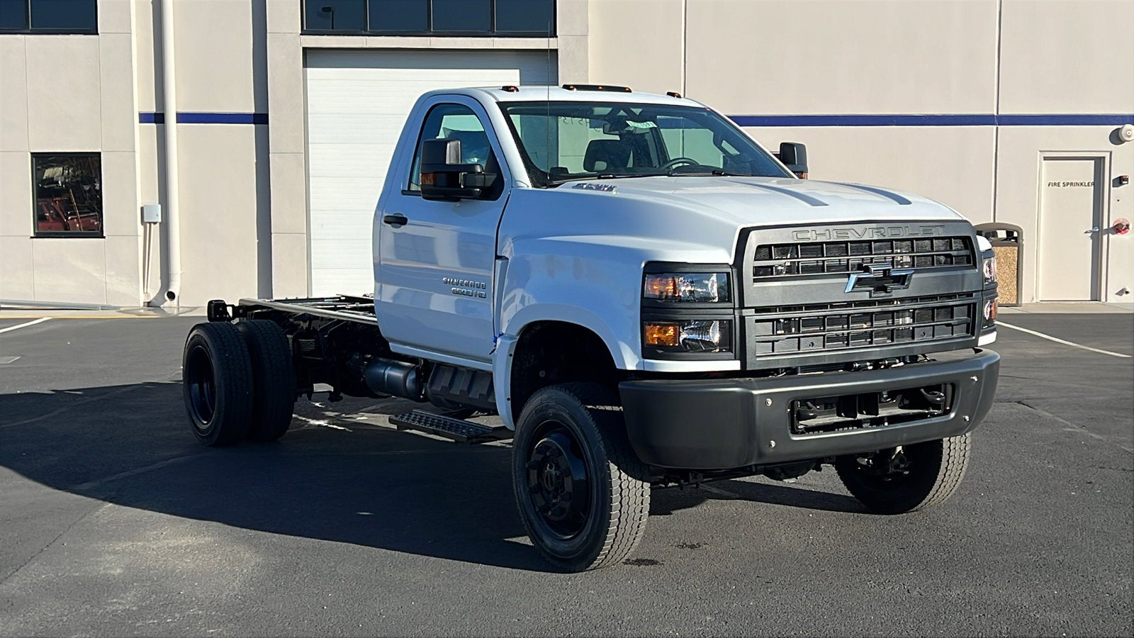 2025 Chevrolet Silverado 5500 HD Work Truck
