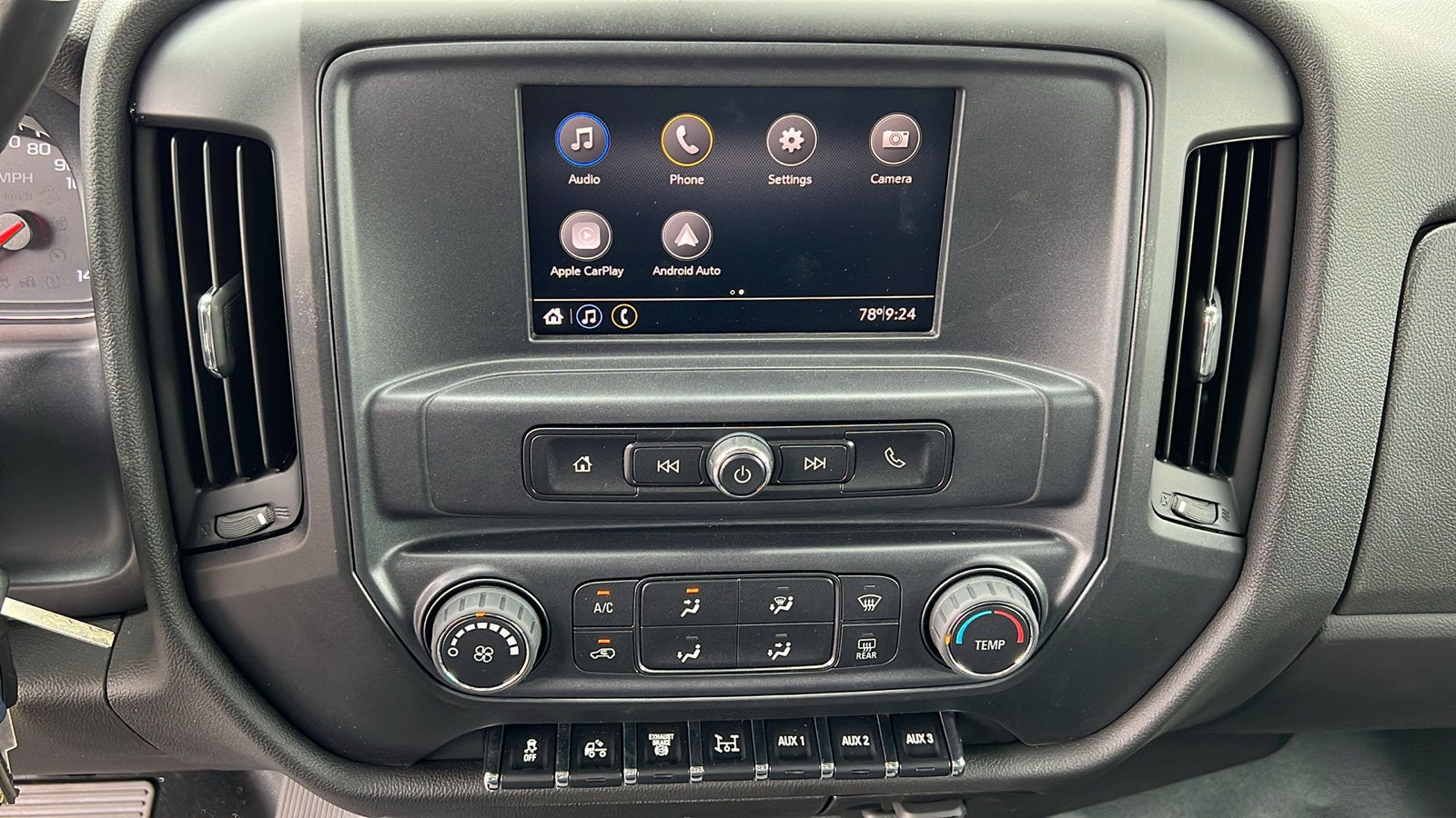 2025 Chevrolet Silverado 5500 HD Work Truck