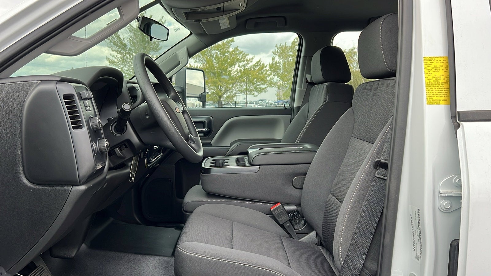 2025 Chevrolet Silverado 5500 HD Work Truck