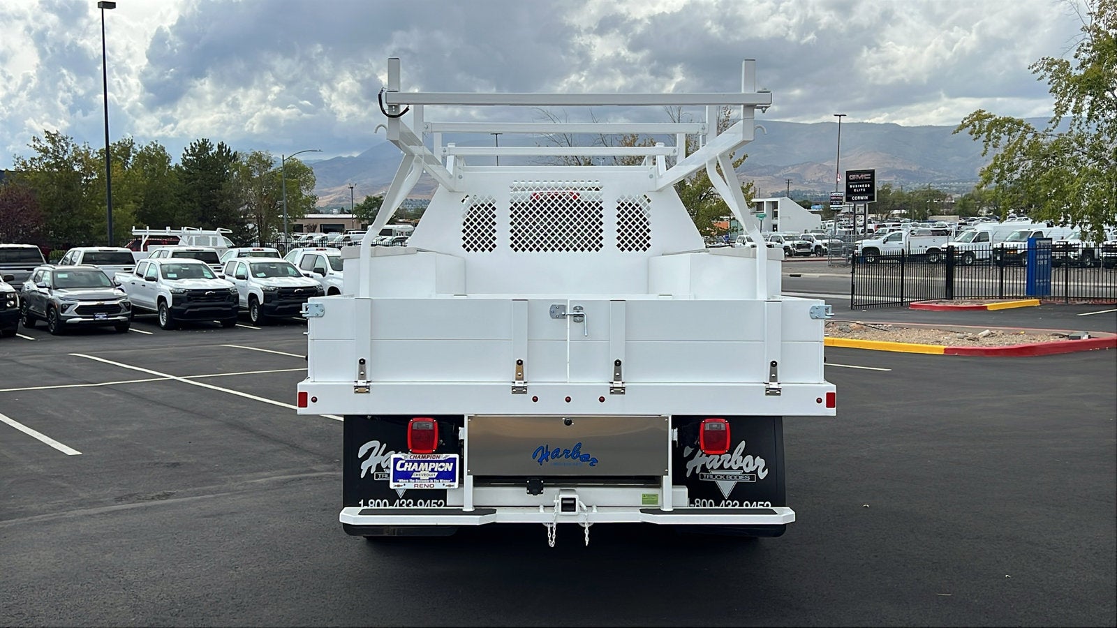 2025 Chevrolet Silverado 5500 HD Work Truck