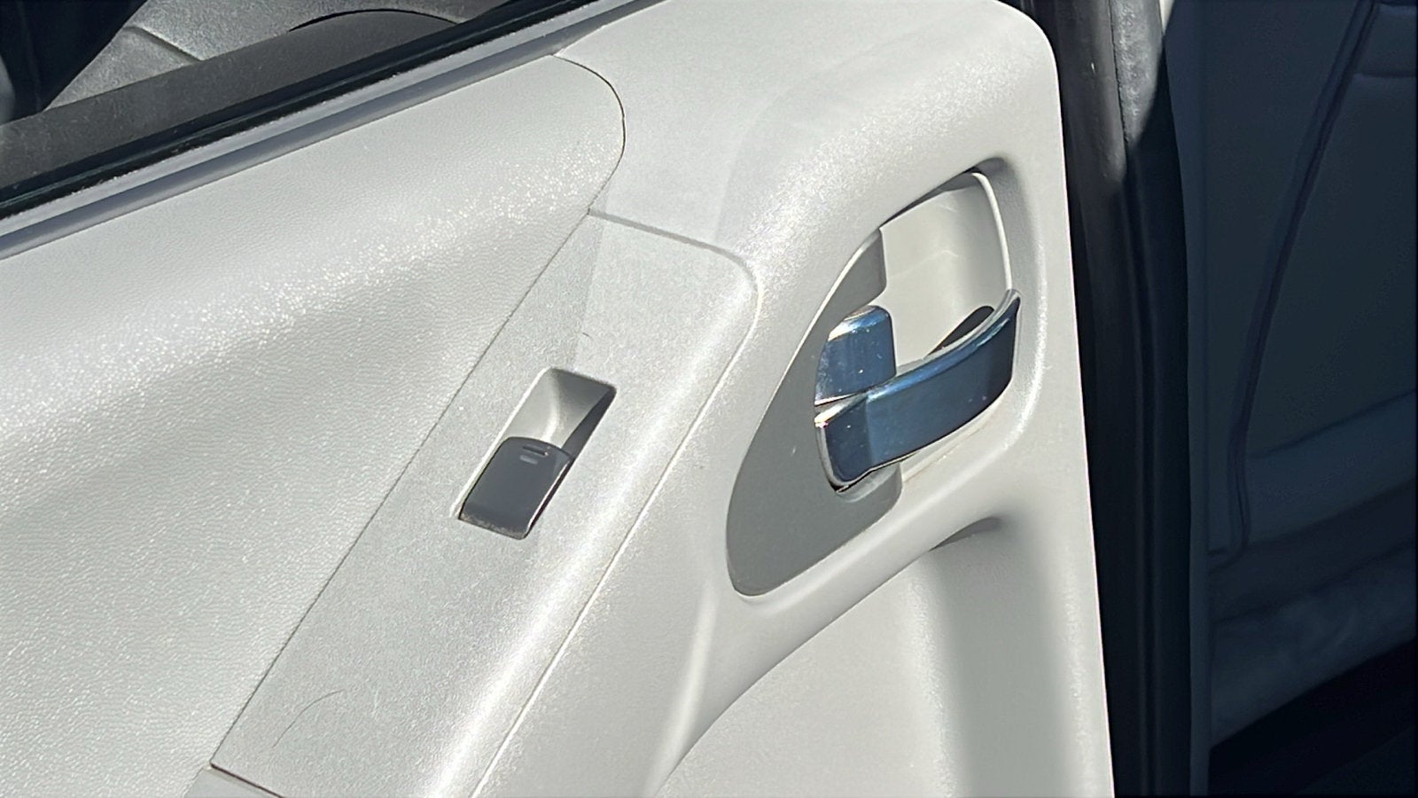 2021 Nissan Frontier SV - Photo 12
