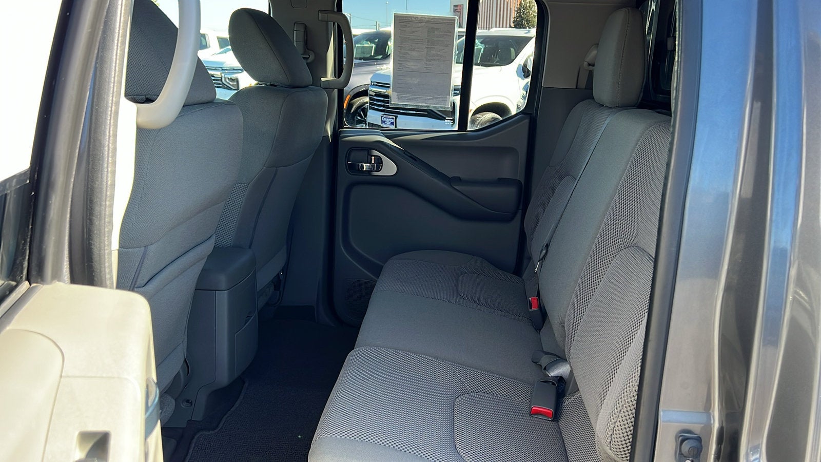 2021 Nissan Frontier SV - Photo 13