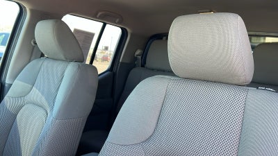 2021 Nissan Frontier Crew Cab SV 4x4