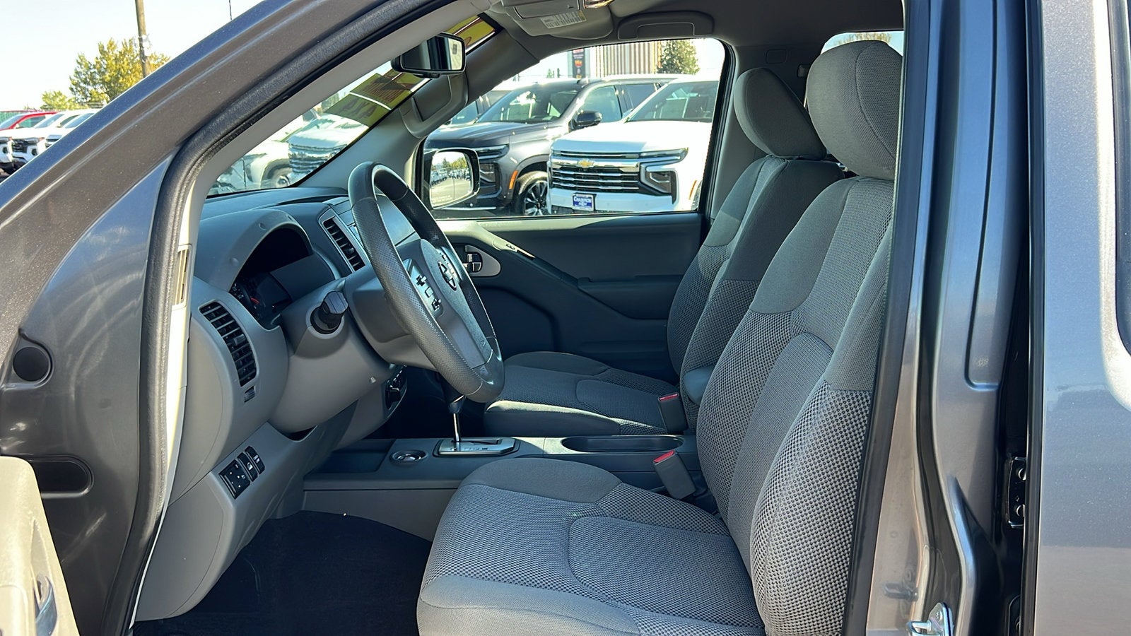 2021 Nissan Frontier SV - Photo 26
