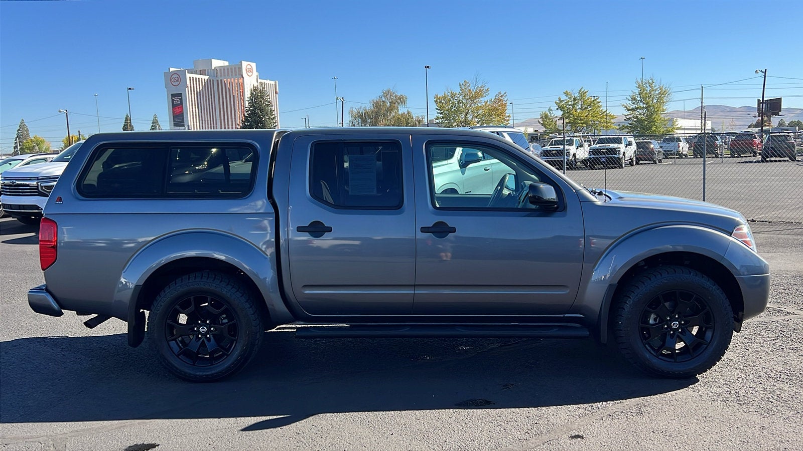 2021 Nissan Frontier Crew Cab SV 4x4