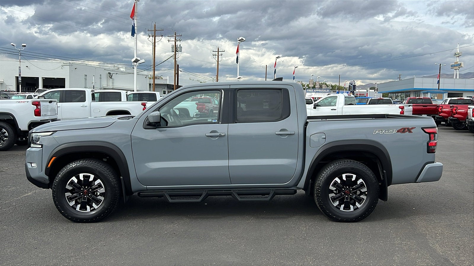 2023 Nissan Frontier PRO-4X