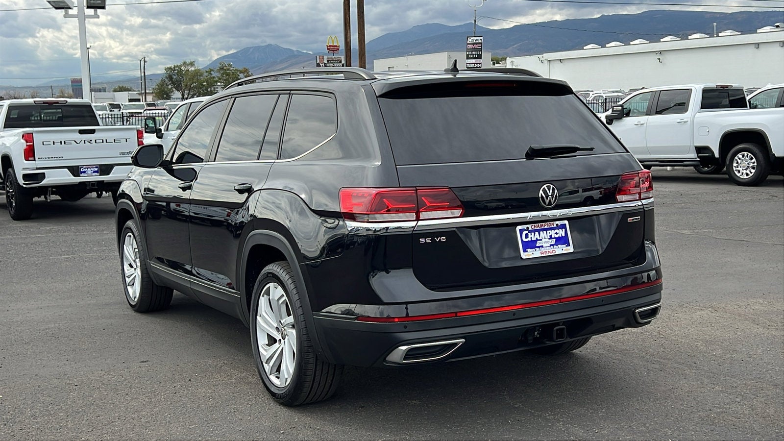 2022 Volkswagen Atlas 3.6L V6 SE w/Technology