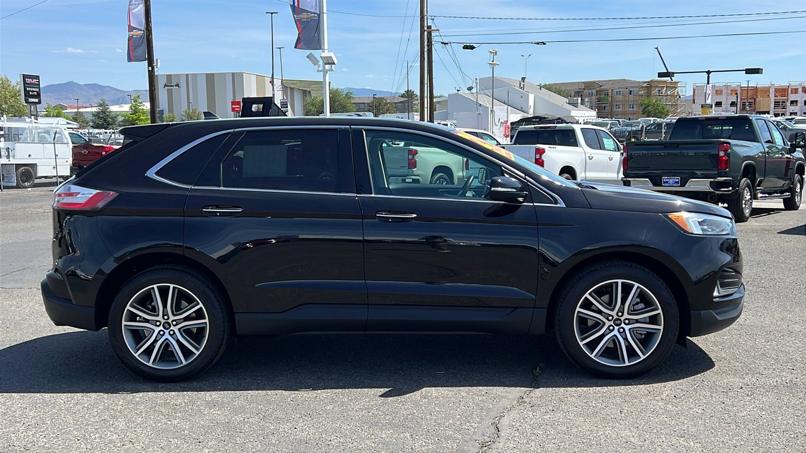 2024 Ford Edge Titanium